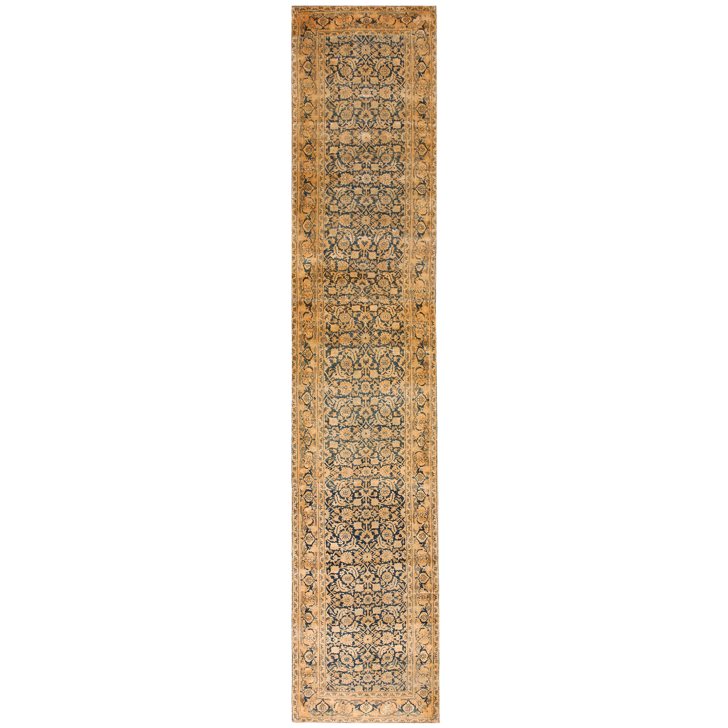Early 20th Century Persian Tabriz Carpet ( 2'9" x 13'8" - 84 x 417 )