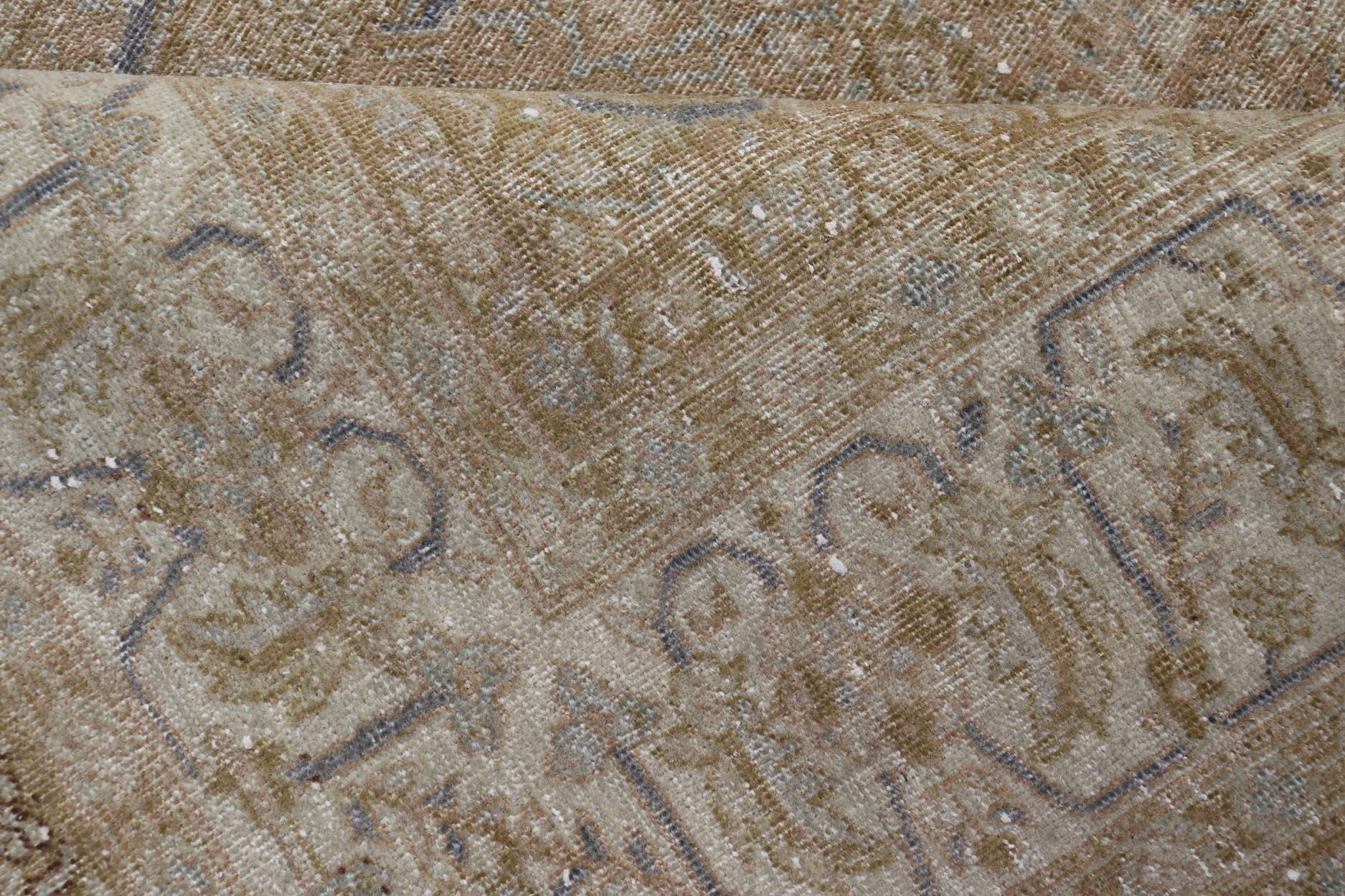 Tappeto antico persiano Tabriz in lana con disegno floreale in blu 4'10