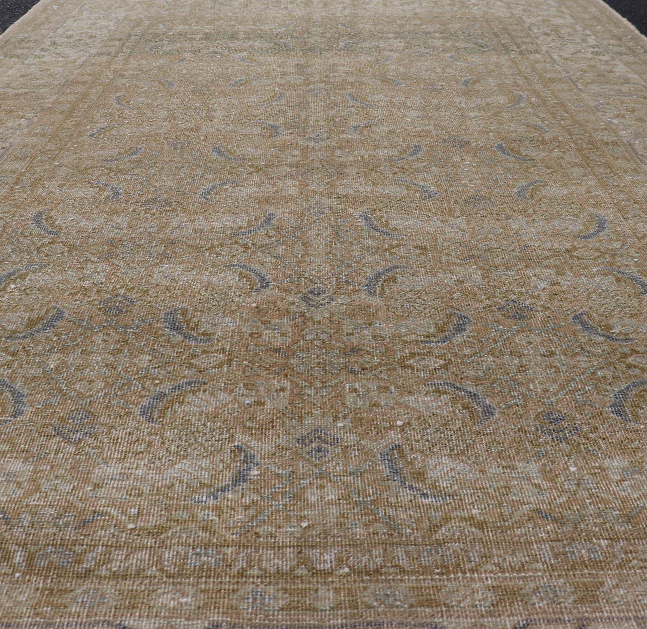 Tappeto antico persiano Tabriz in lana con disegno floreale in blu 4'10