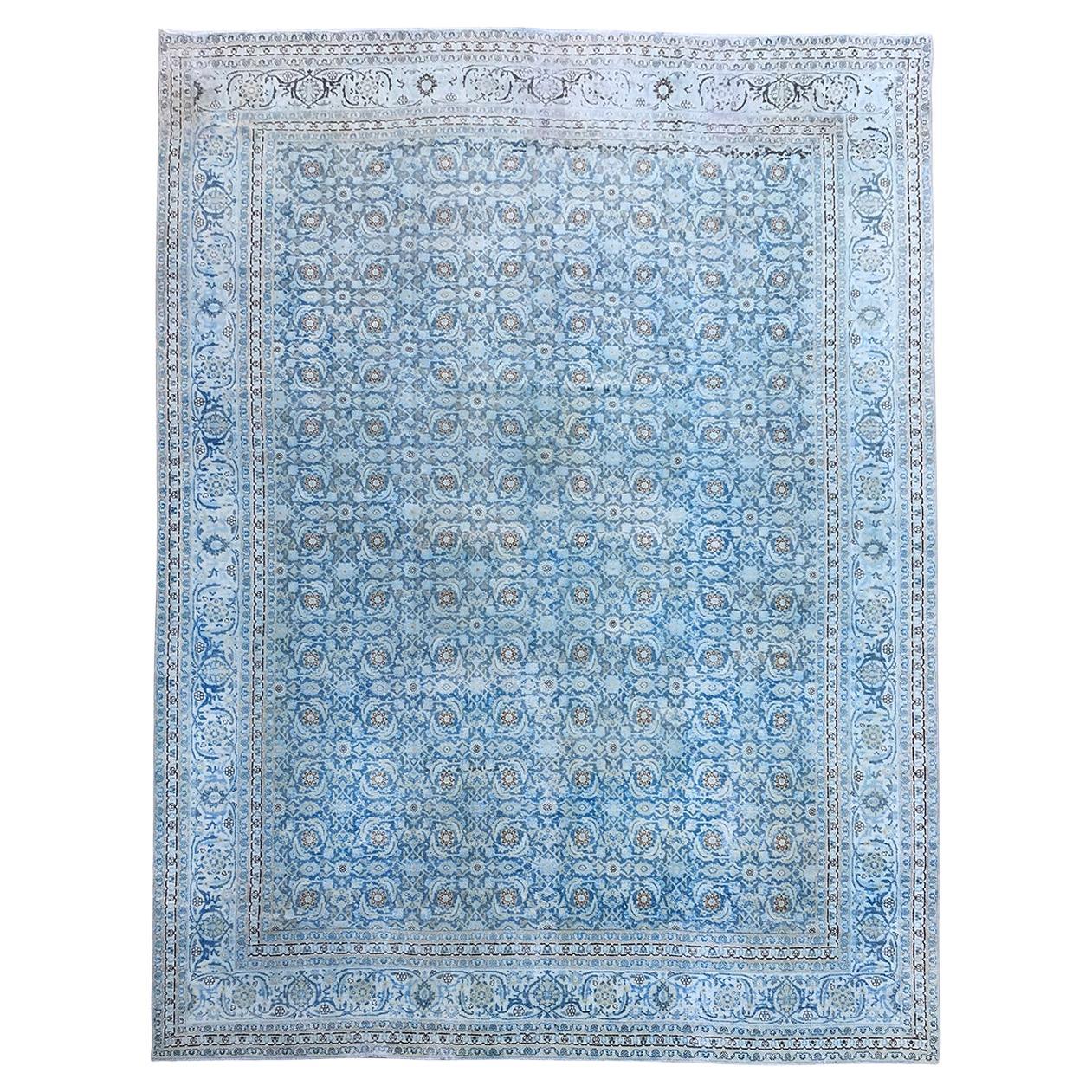 Tapis persan antique Tabriz Motif d'ensemble Bleu ciel Ivoire Brown Beige