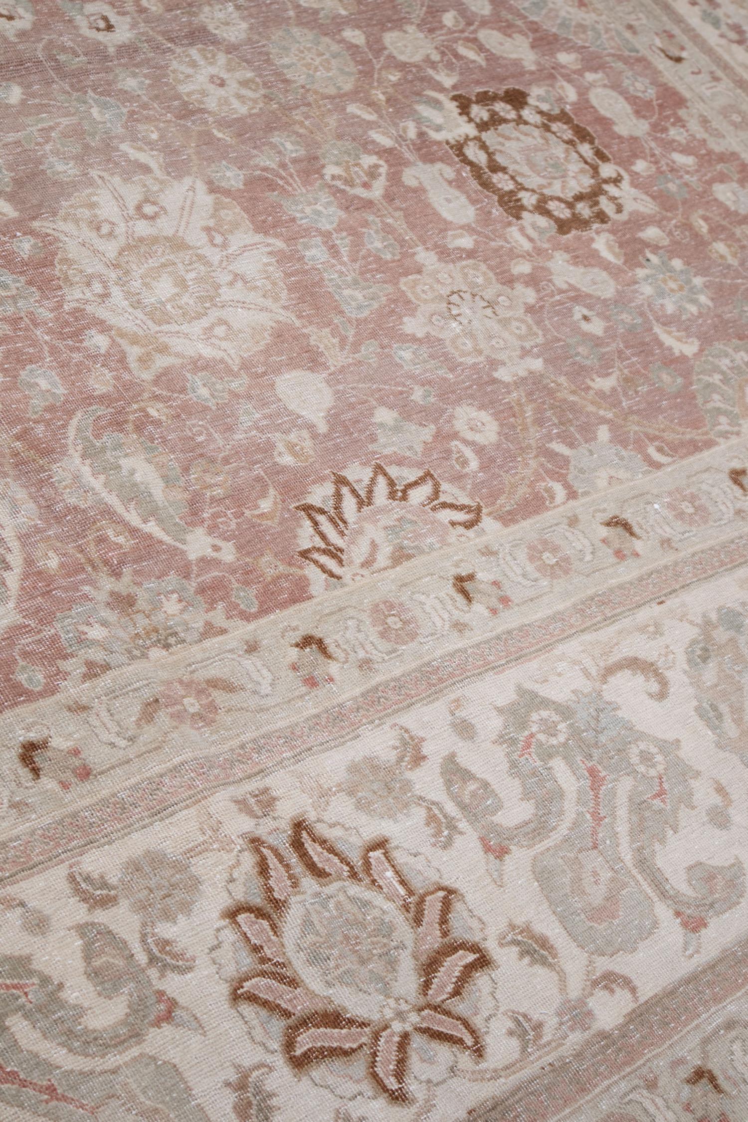 Tapis persan ancien de Tabriz P2588 en vente 2