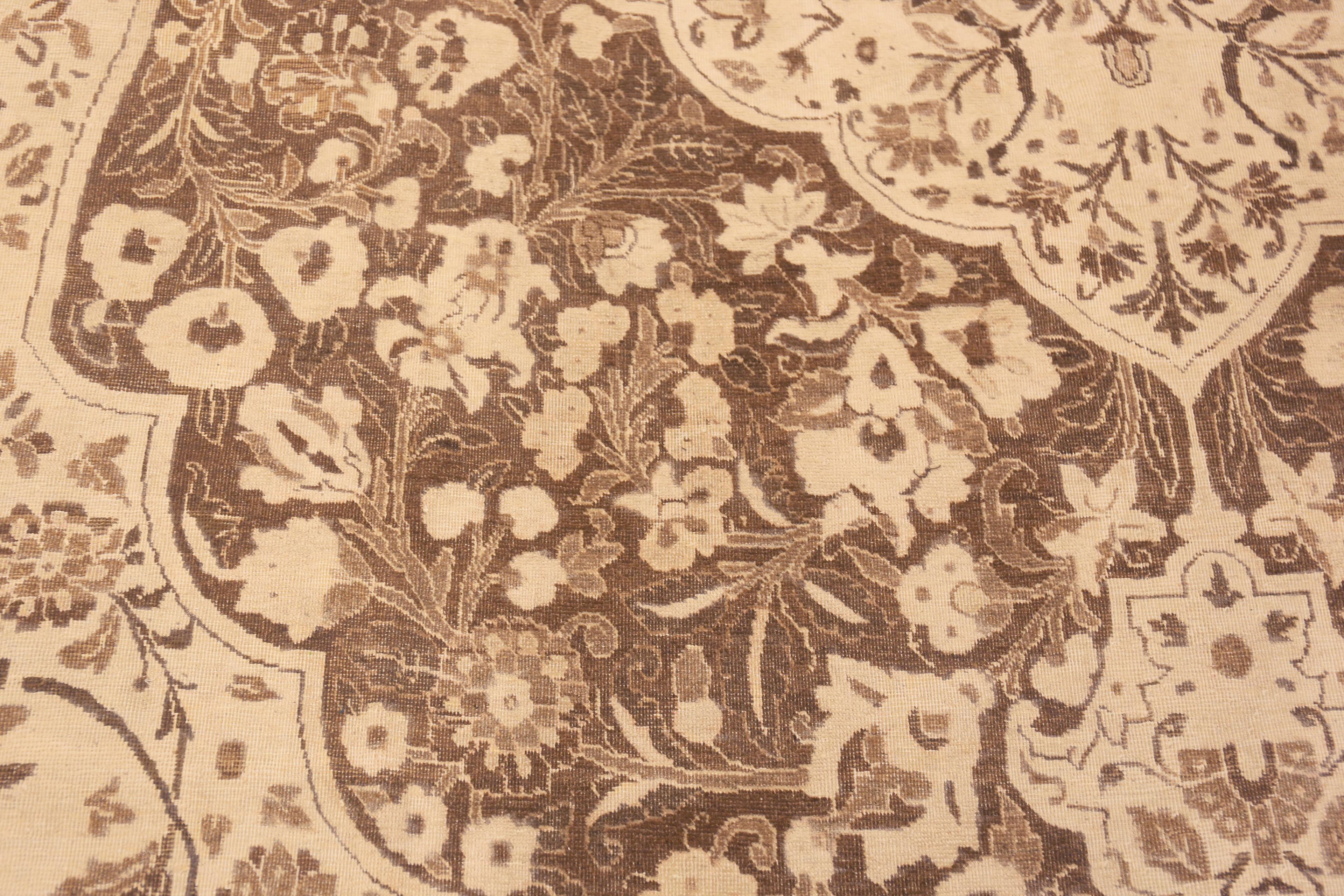 Laine Tapis persan ancien de Tabriz. Taille : 12 ft x 18 ft en vente