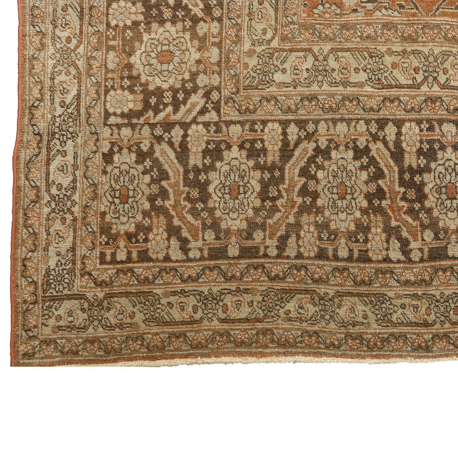 Antique Persian Tabriz Rug - Size: 12'10 X 9'6 In Good Condition For Sale In Los Angeles, CA