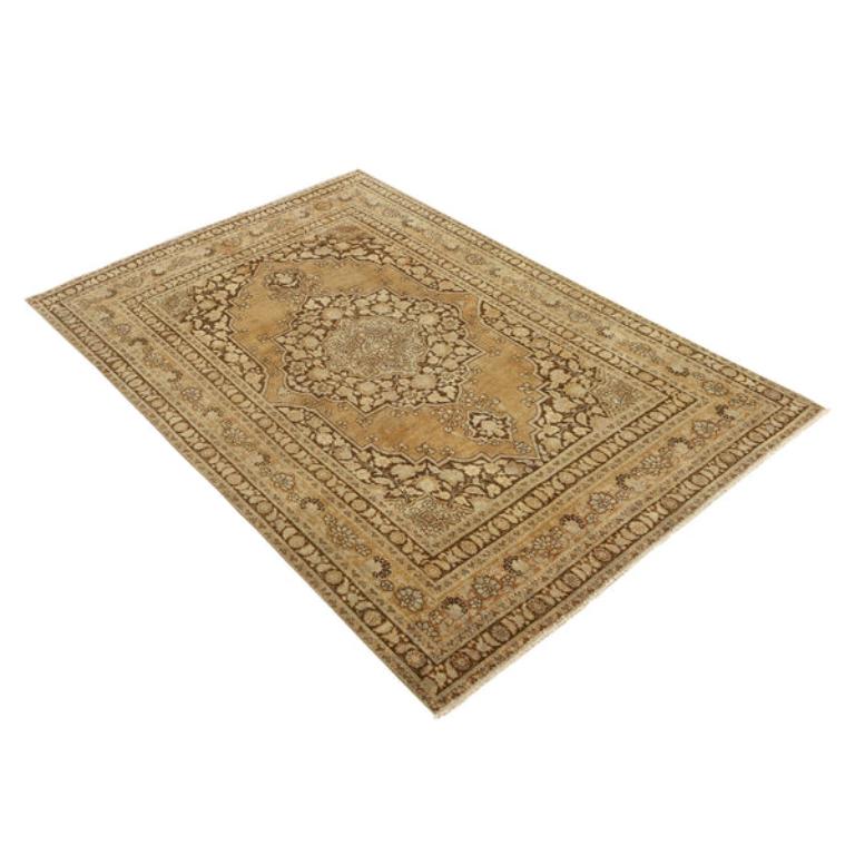 Perse Tapis persan ancien de Tabriz - Taille : 5 pieds 11 pouces x 4 pieds 0 pouces en vente