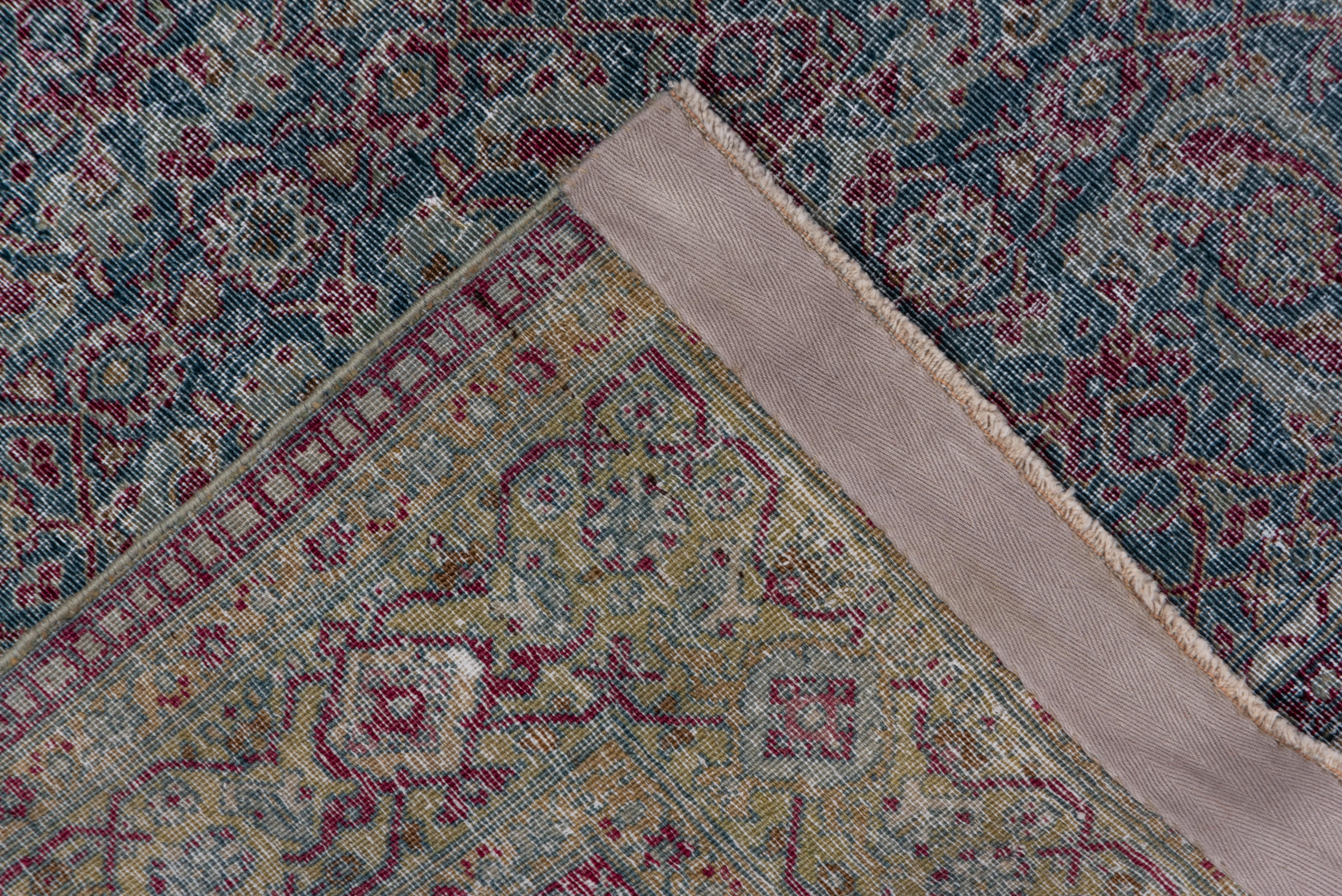 Tapis persan ancien de Tabriz, terrain en ardoise Bon état - En vente à New York, NY