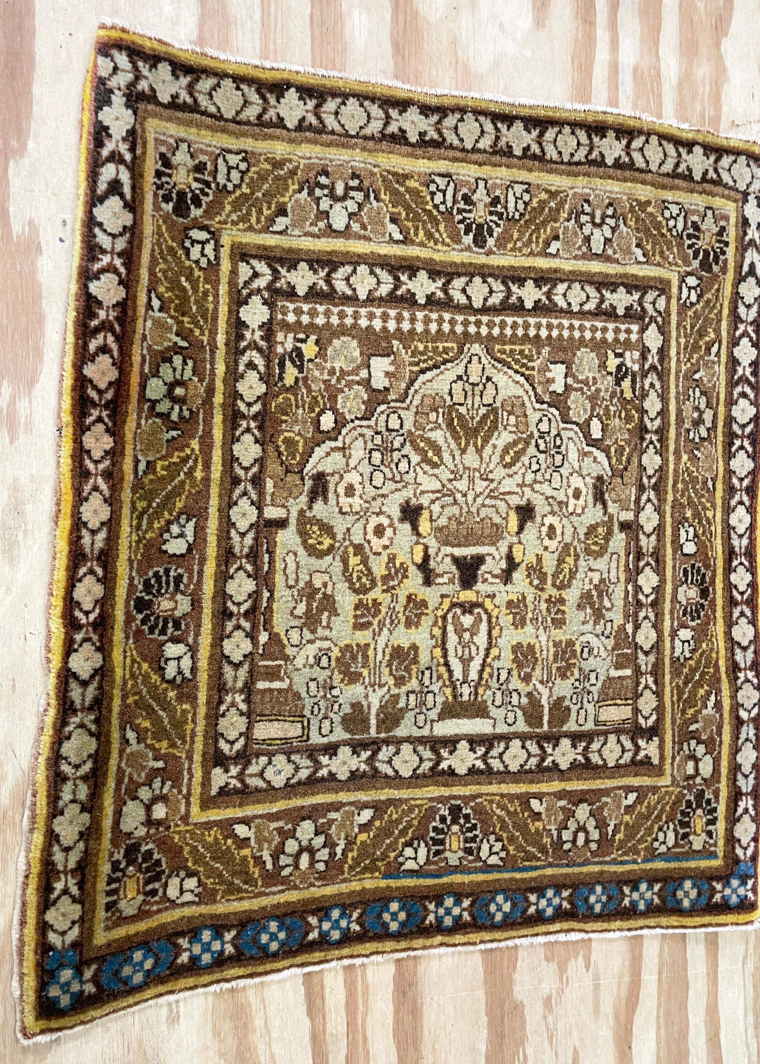 Antiker persischer Täbris  Teppich, Baum des Lebens (Tabriz) im Angebot