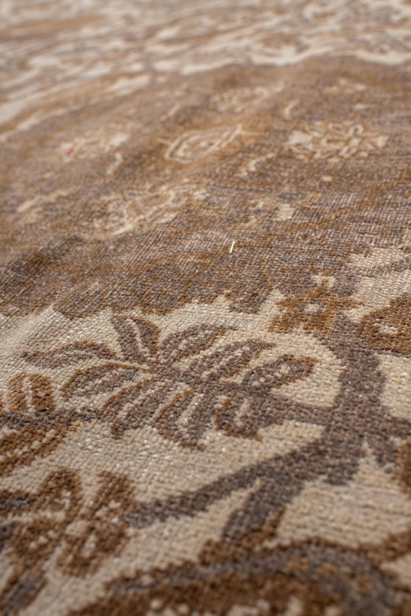 Alfombra persa antigua de Tabriz con diseño integral en Bueno estado para la venta en New York, NY