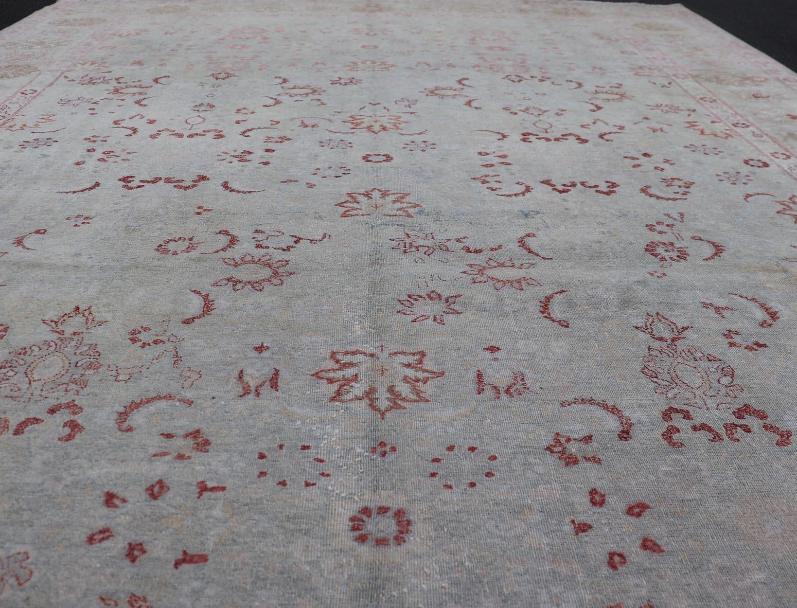 Antiker persischer Täbris-Teppich mit Blumenmuster in Blassblau 7'9 x 11'3 im Angebot 7