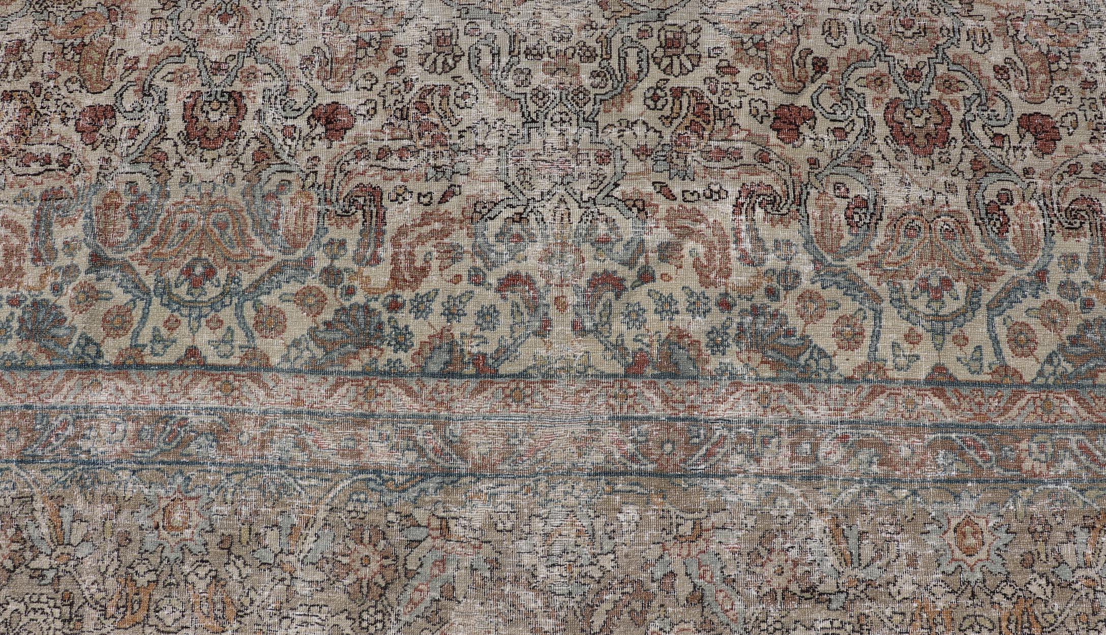 Antiker persischer Täbris Teppich mit floraler Eleganz 8'10 x 11'10 im Angebot 2