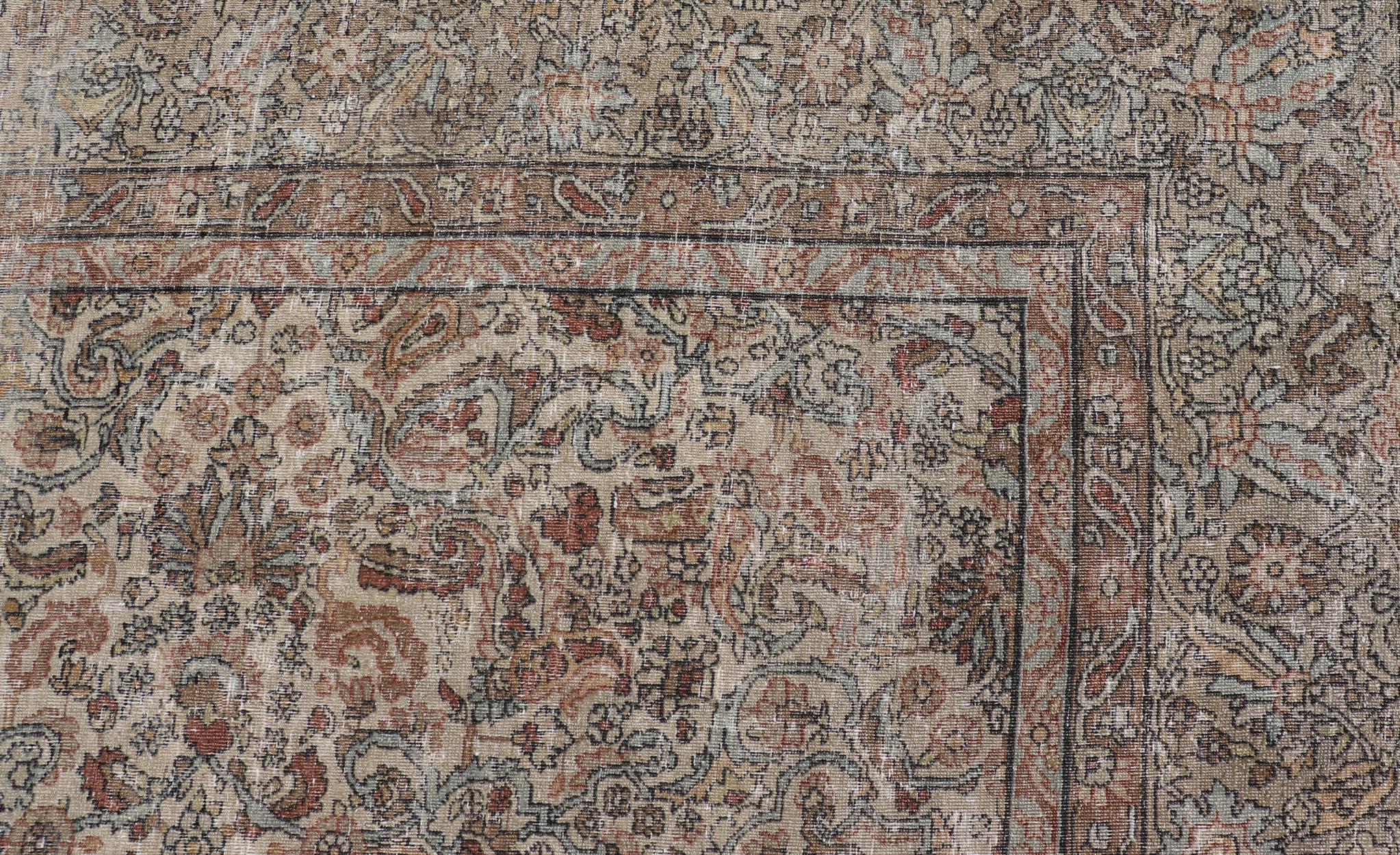 Antiker persischer Täbris Teppich mit floraler Eleganz 8'10 x 11'10 (Persisch) im Angebot