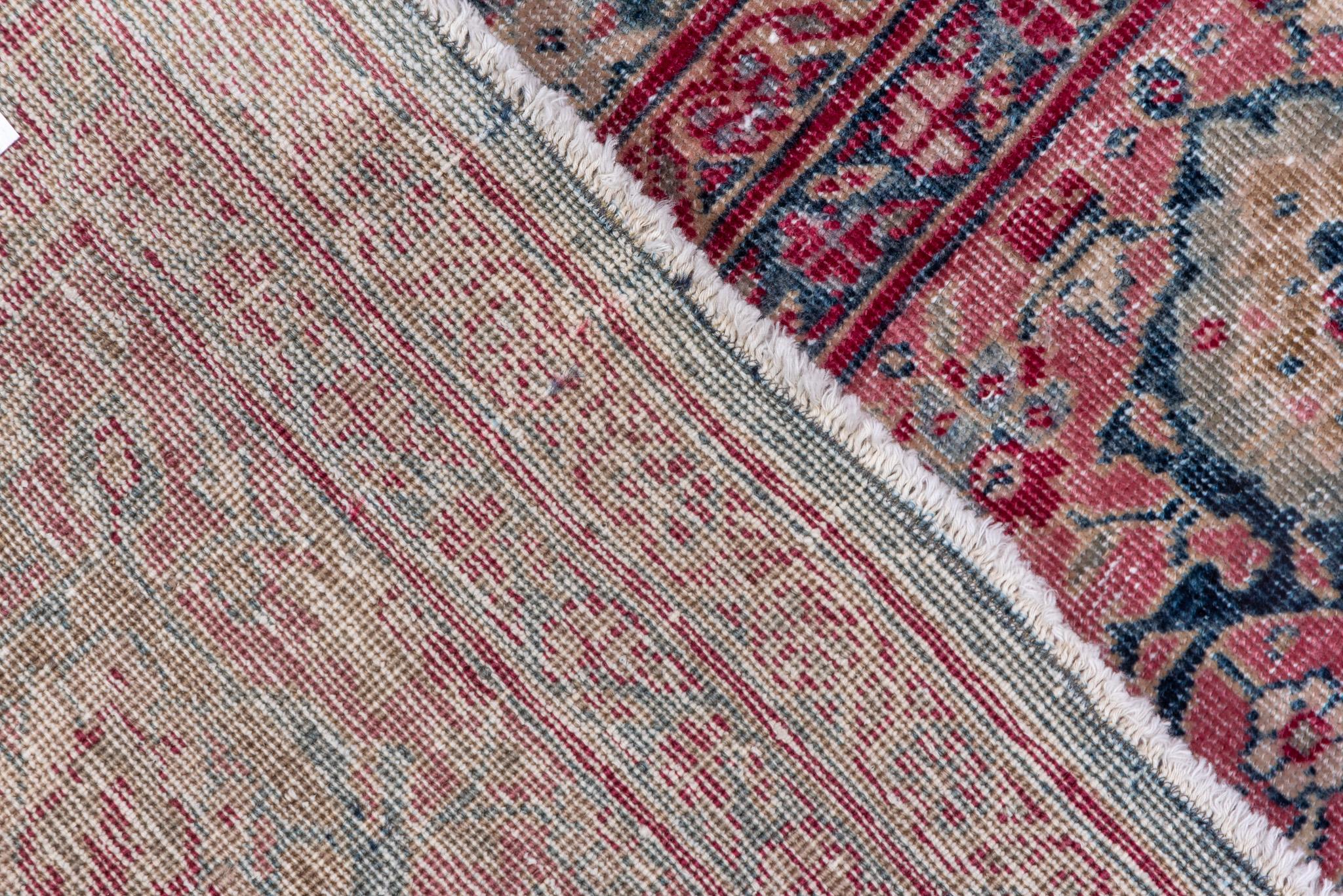 Persiano Antico tappeto persiano Tabriz con medaglione floreale in blu tenue e uva calda in vendita