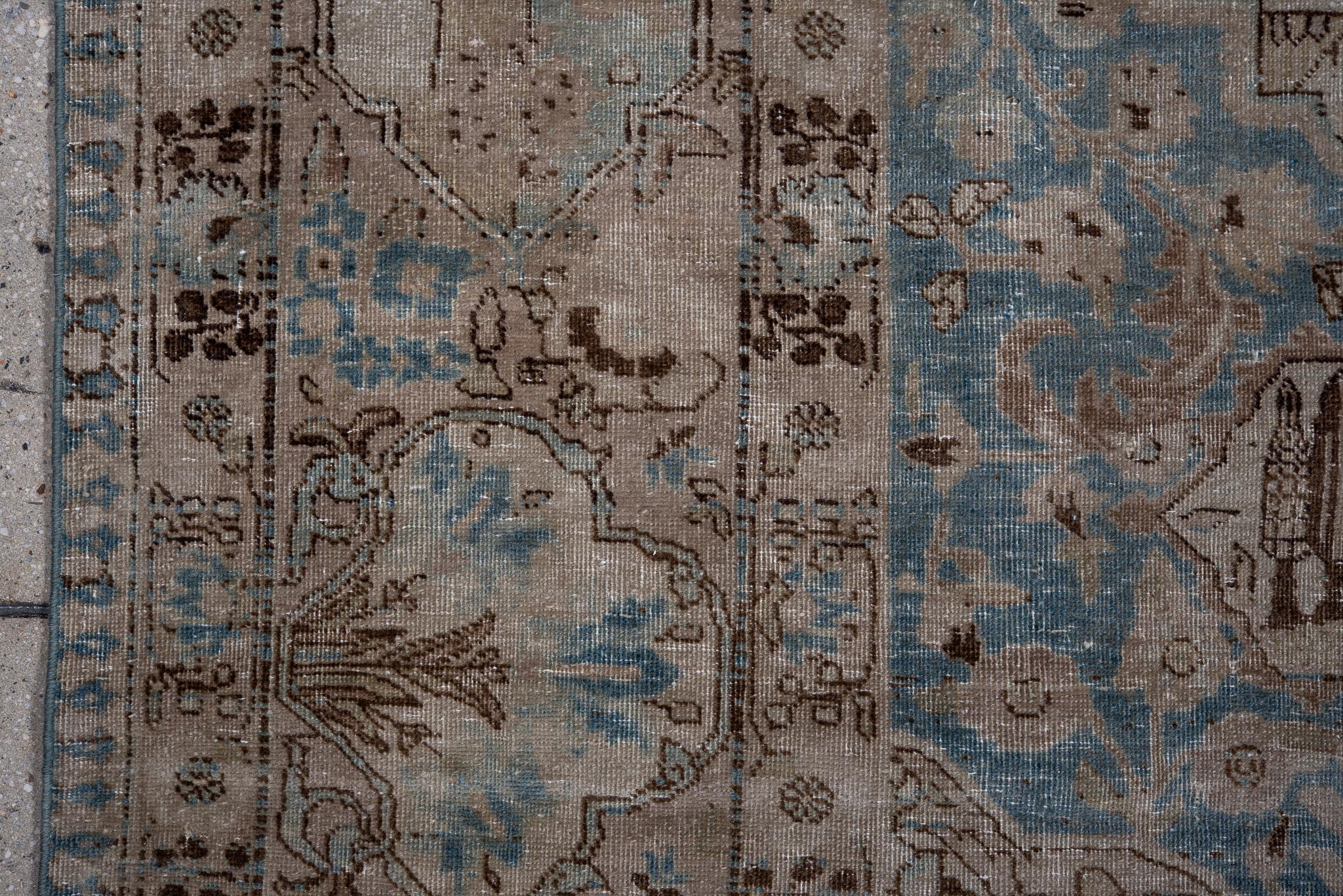 Tapis persan ancien de Tabriz Excellent état - En vente à New York, NY