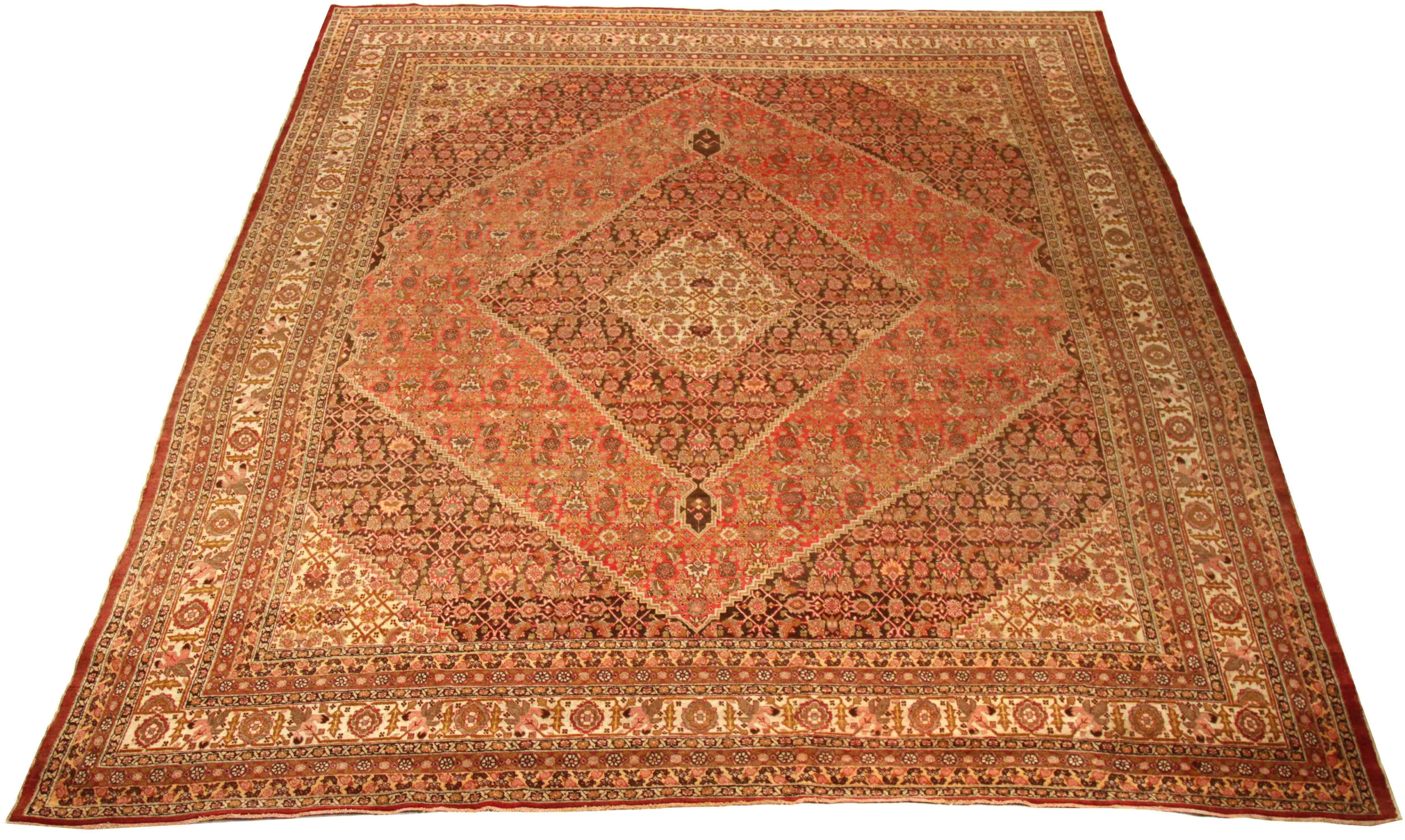 Antique Persian Tabriz Rug with Large Diamond and Floral Patterns, circa 1910s For Sale 1