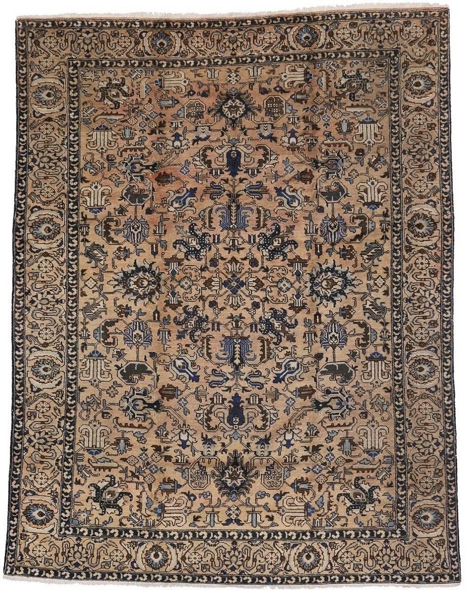 Tapis persan ancien de Tabriz de style traditionnel en vente 2