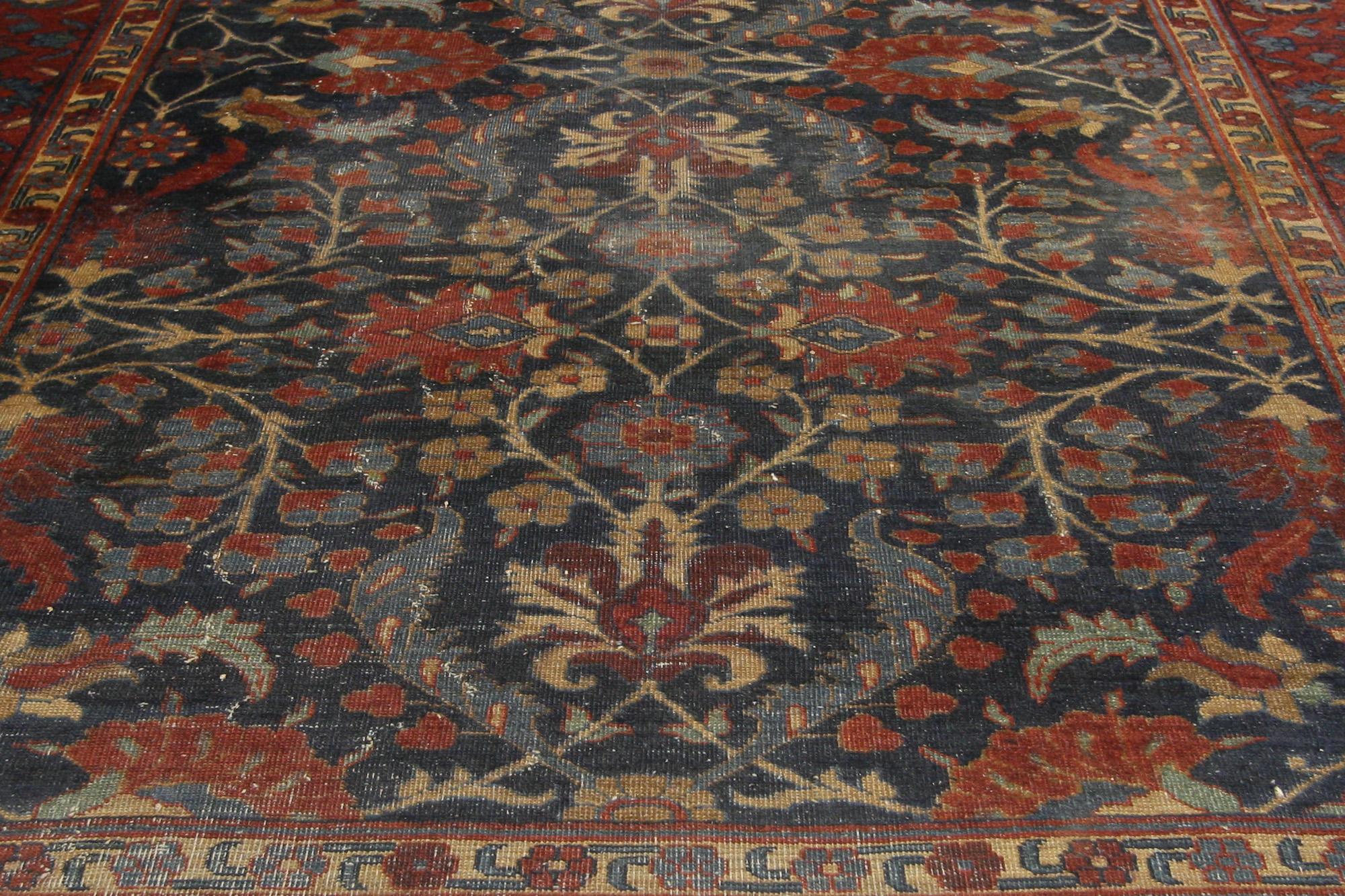 20th Century Antique Persian Tabriz Rug with Traditional Style For Sale