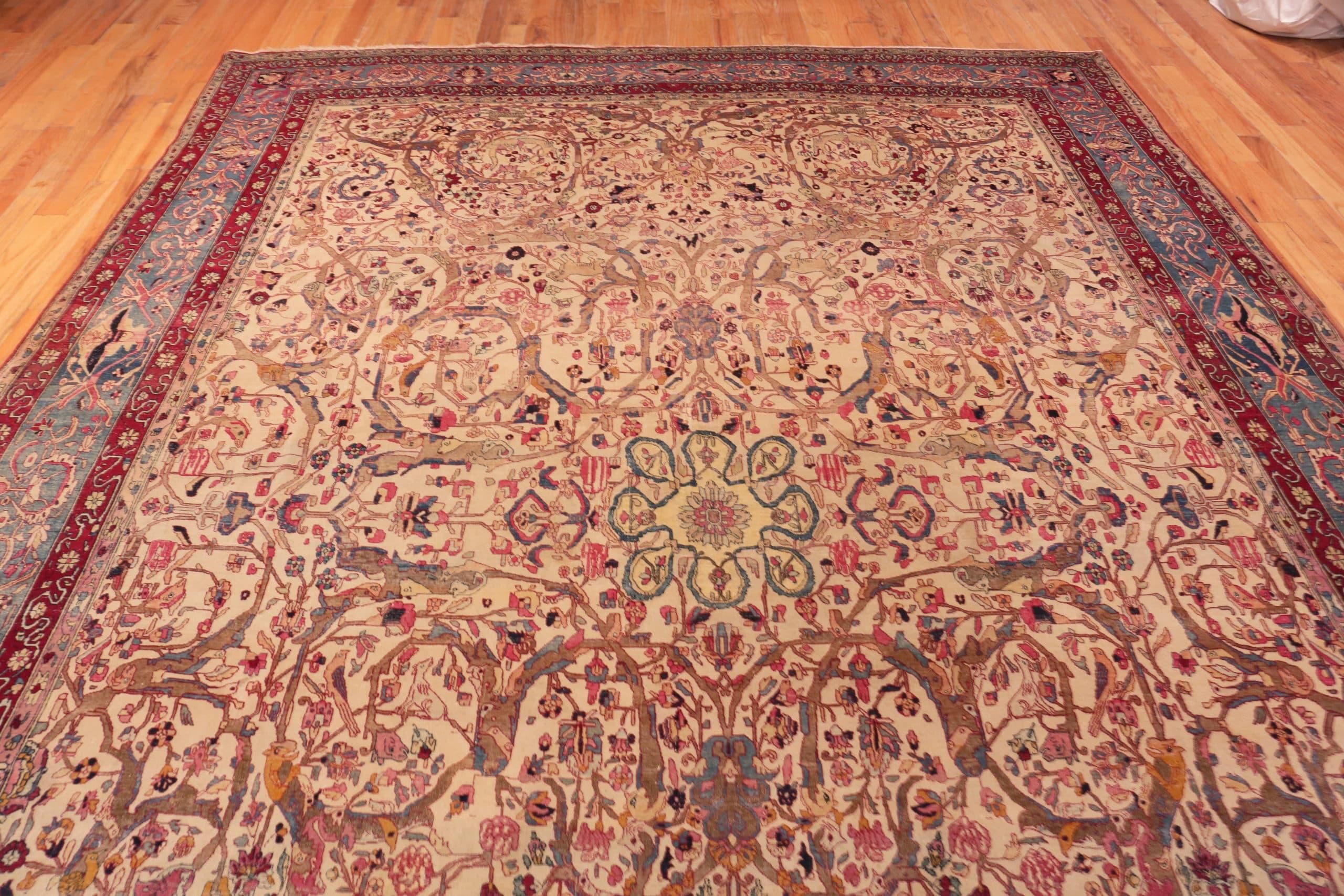 Magnificent Antique Persian Tehran Animal Design Area Rug, Country of Origin / rug type: Persian rug, Circa date: 1900. Size: 10 ft 1 in x 13 ft 8 in (3.07 m x 4.17 m)