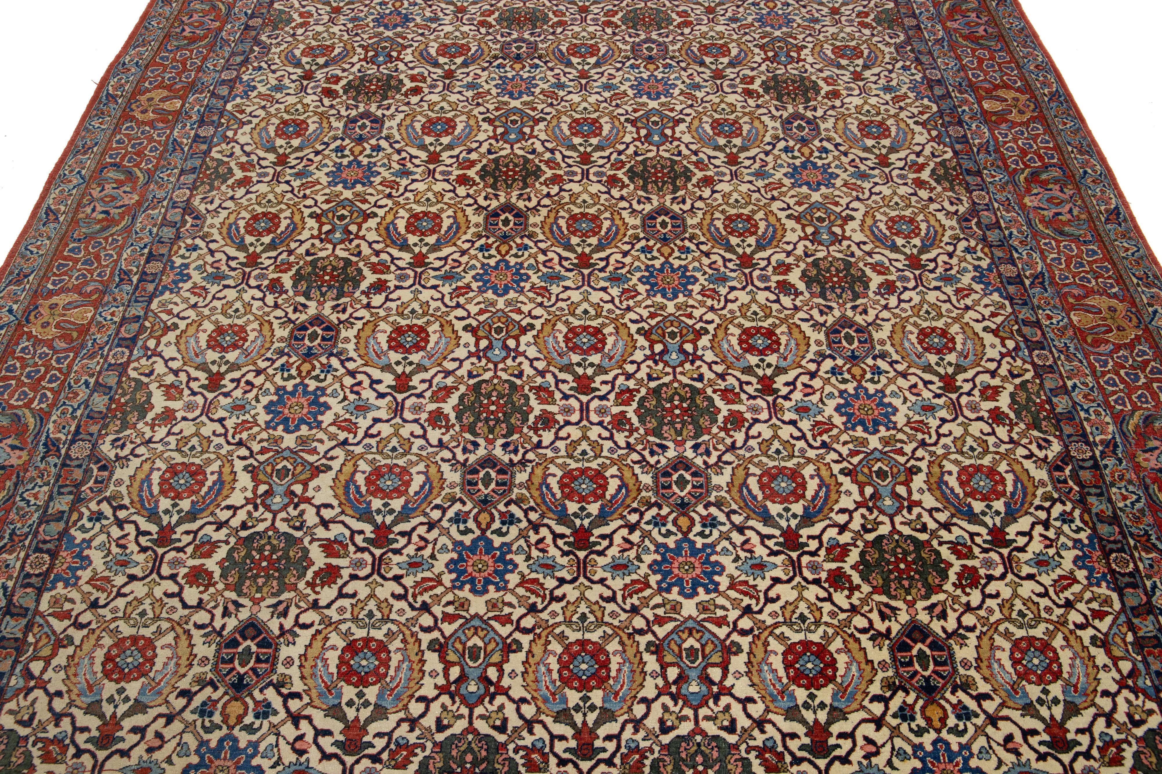 Antiker persischer Teheraner handgefertigter Wollteppich mit mehrfarbigem Allover-Muster (Wolle) im Angebot