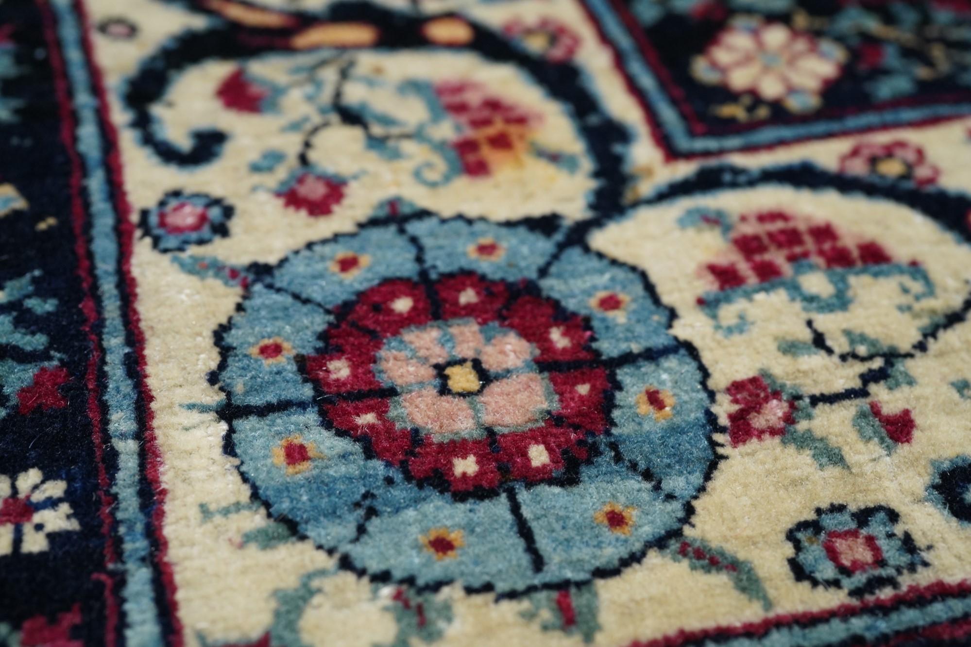 Hand-Knotted Antique Persian Tehran Rug 4'3'' x 6'9'' For Sale
