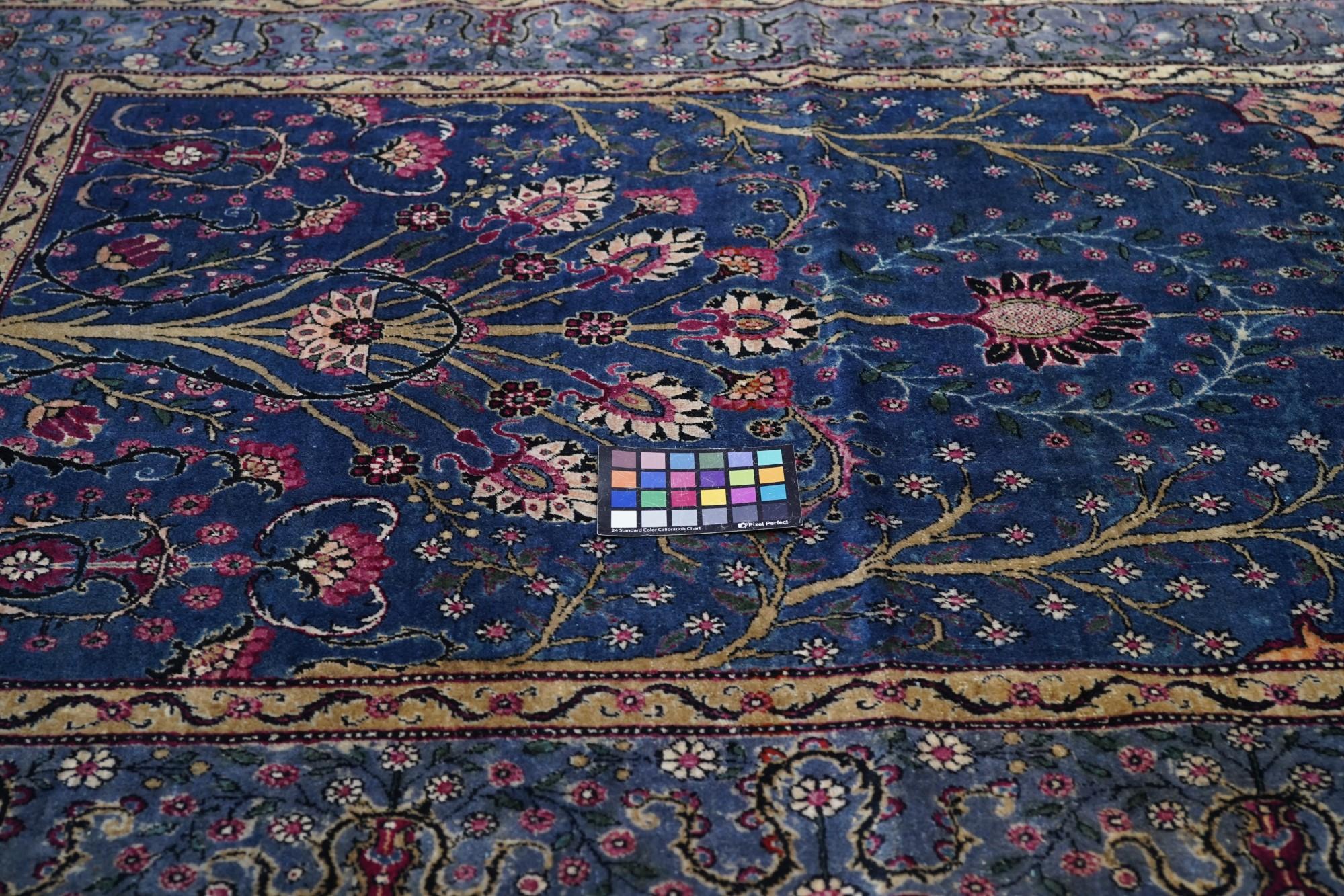 Antiker persischer Teheran-Teppich 4'5'' x 6'7'' im Angebot 3