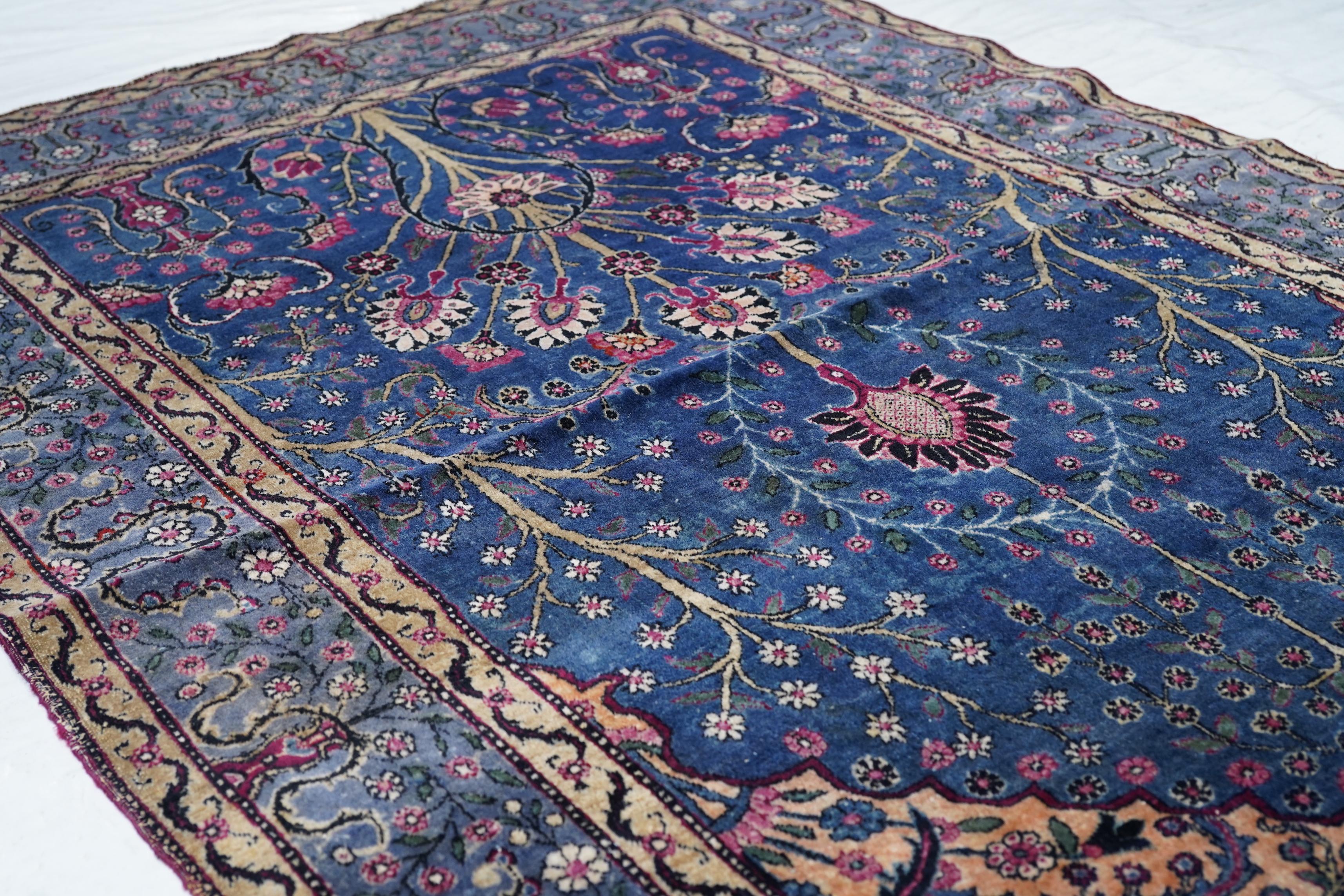 Antiker persischer Teheran-Teppich 4'5'' x 6'7'' (20. Jahrhundert) im Angebot