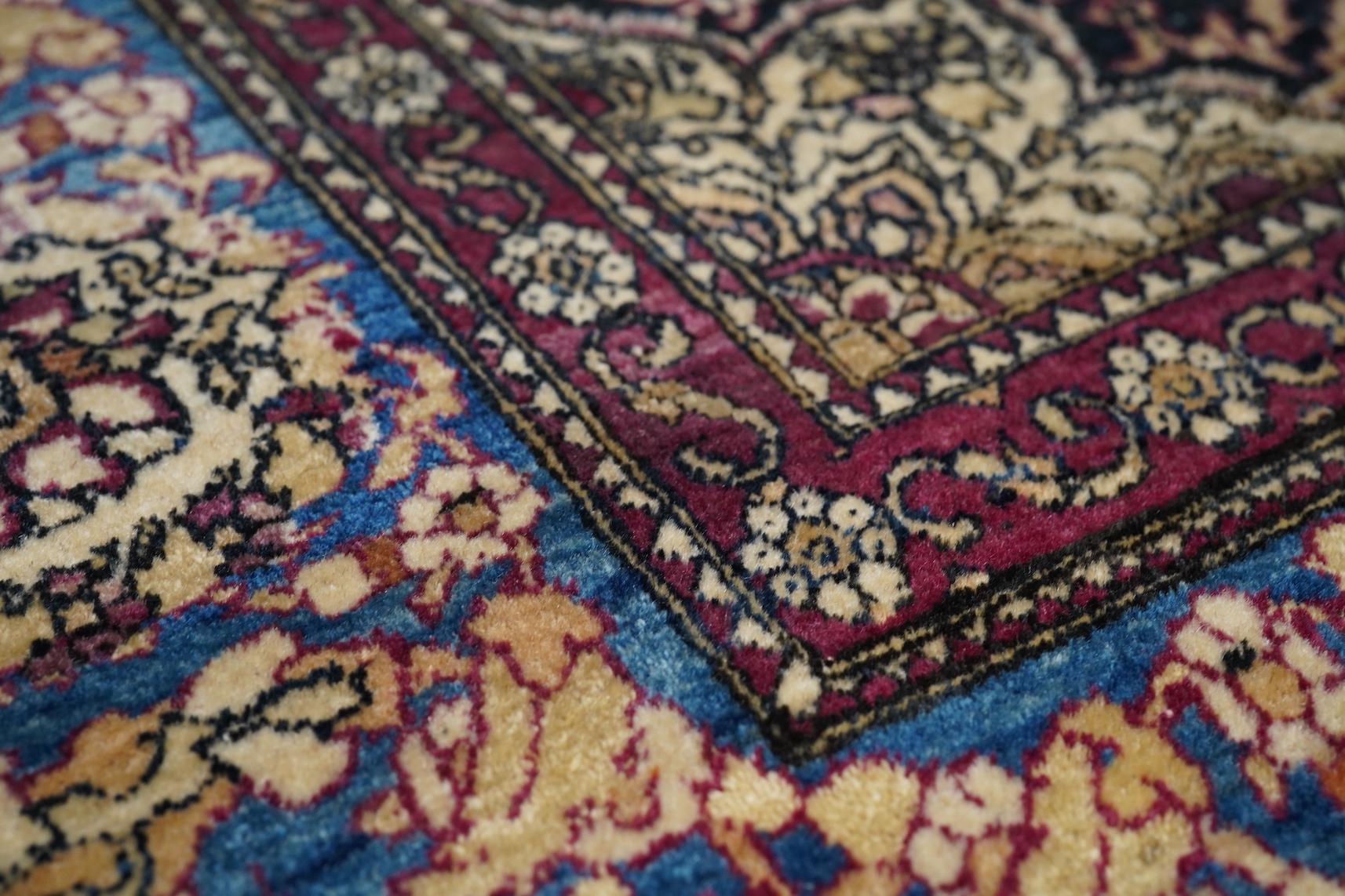 Hand-Knotted Antique Persian Tehran Rug 4'7'' x 6'7'' For Sale