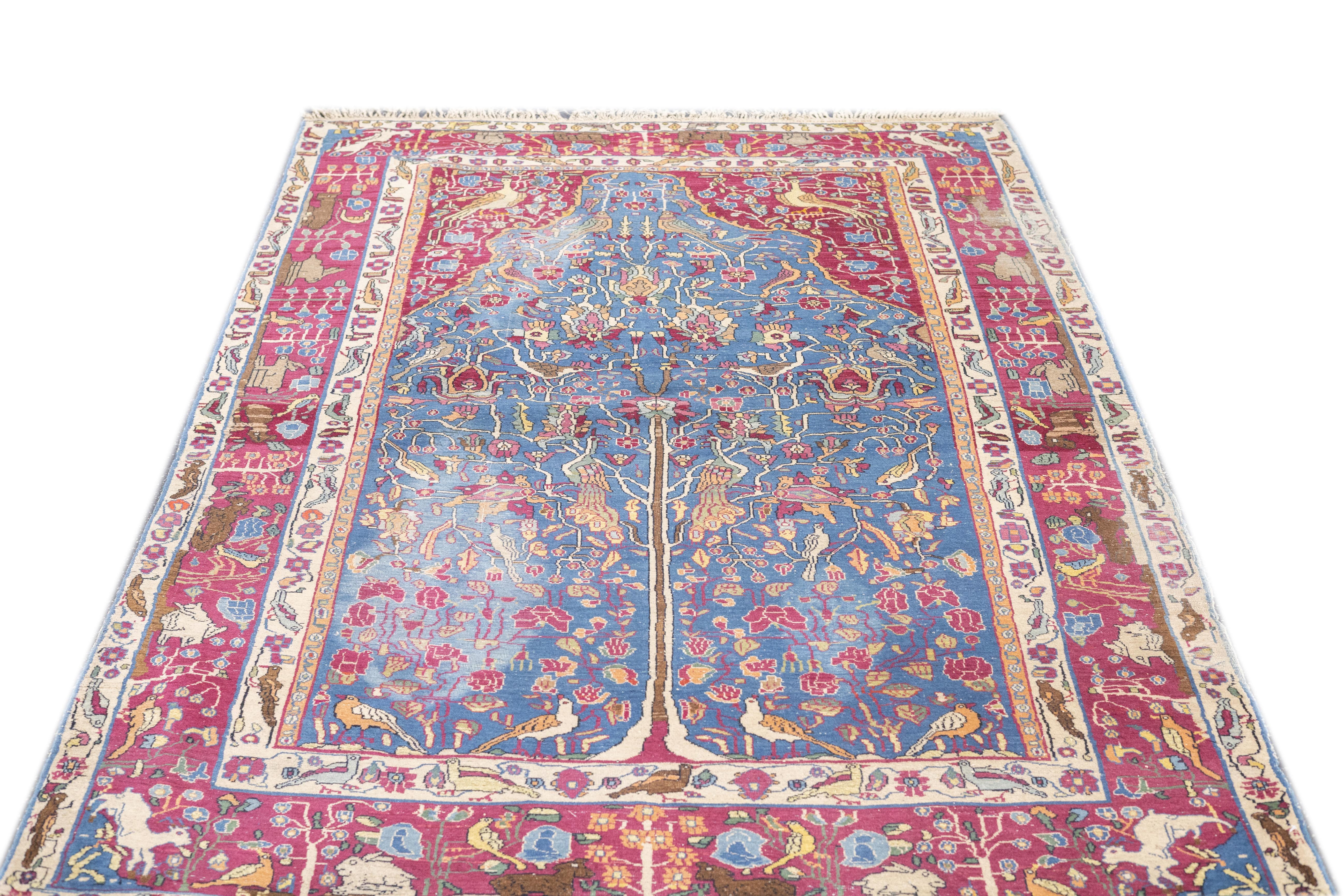 Antique Persian Tehran Rug 4'9'' x 7'2'' For Sale 3