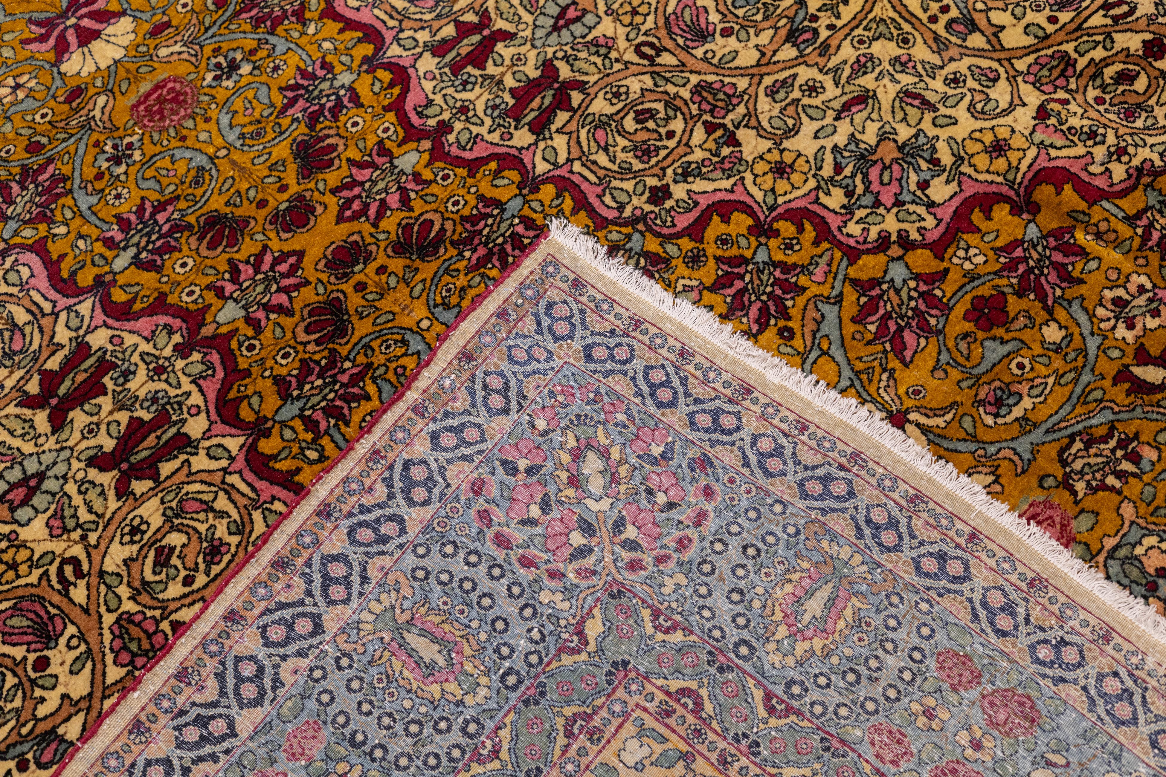 Tapis persan ancien de Téhéran 7'3'' x 9'10'' en vente 2