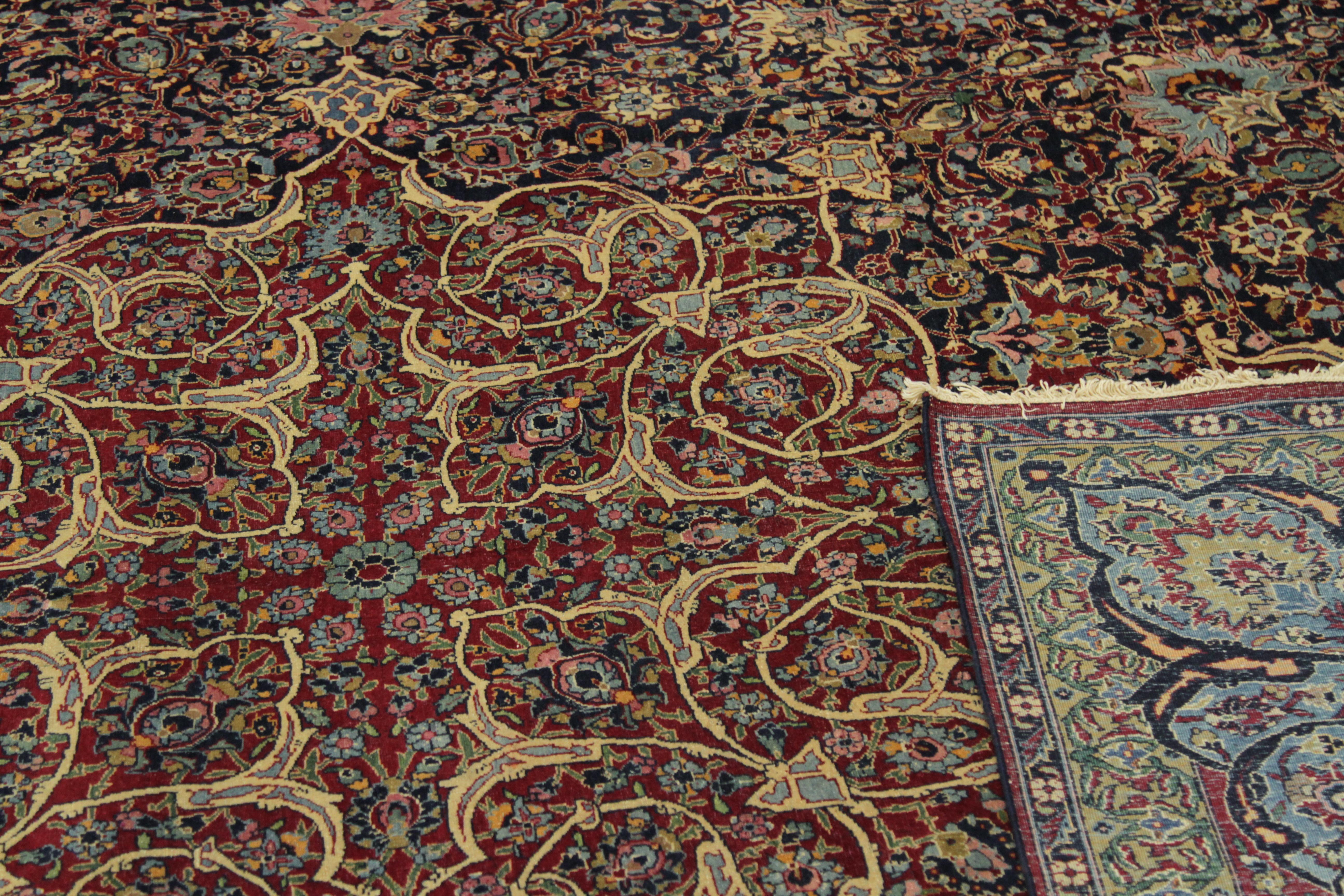 Wool Antique Persian Tehran Rug with Grand Medallion and Floral Patterns, circa 1920s For Sale