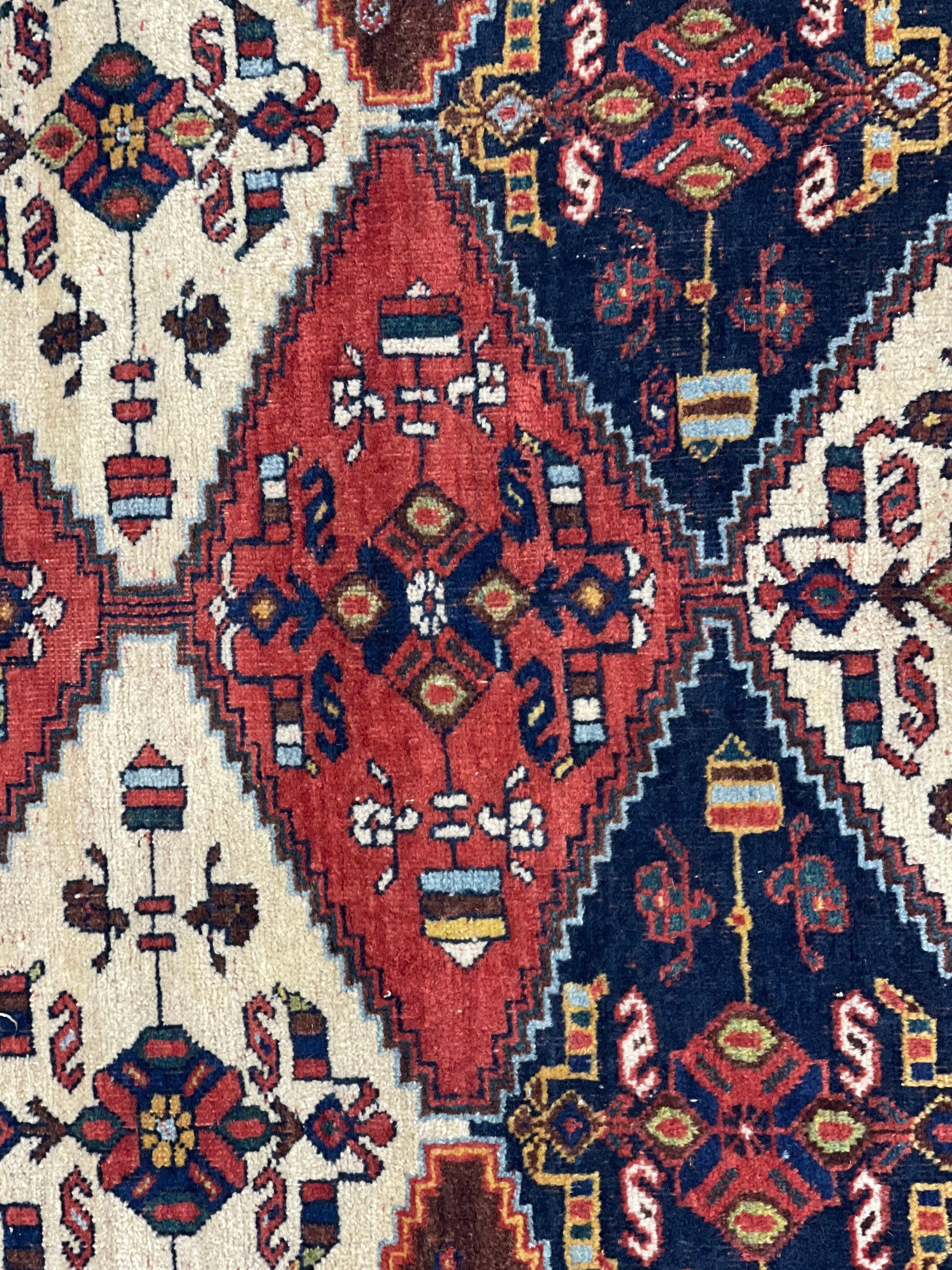 Noué à la main Antiquities Persian Tribal Afshar Rug 4'10