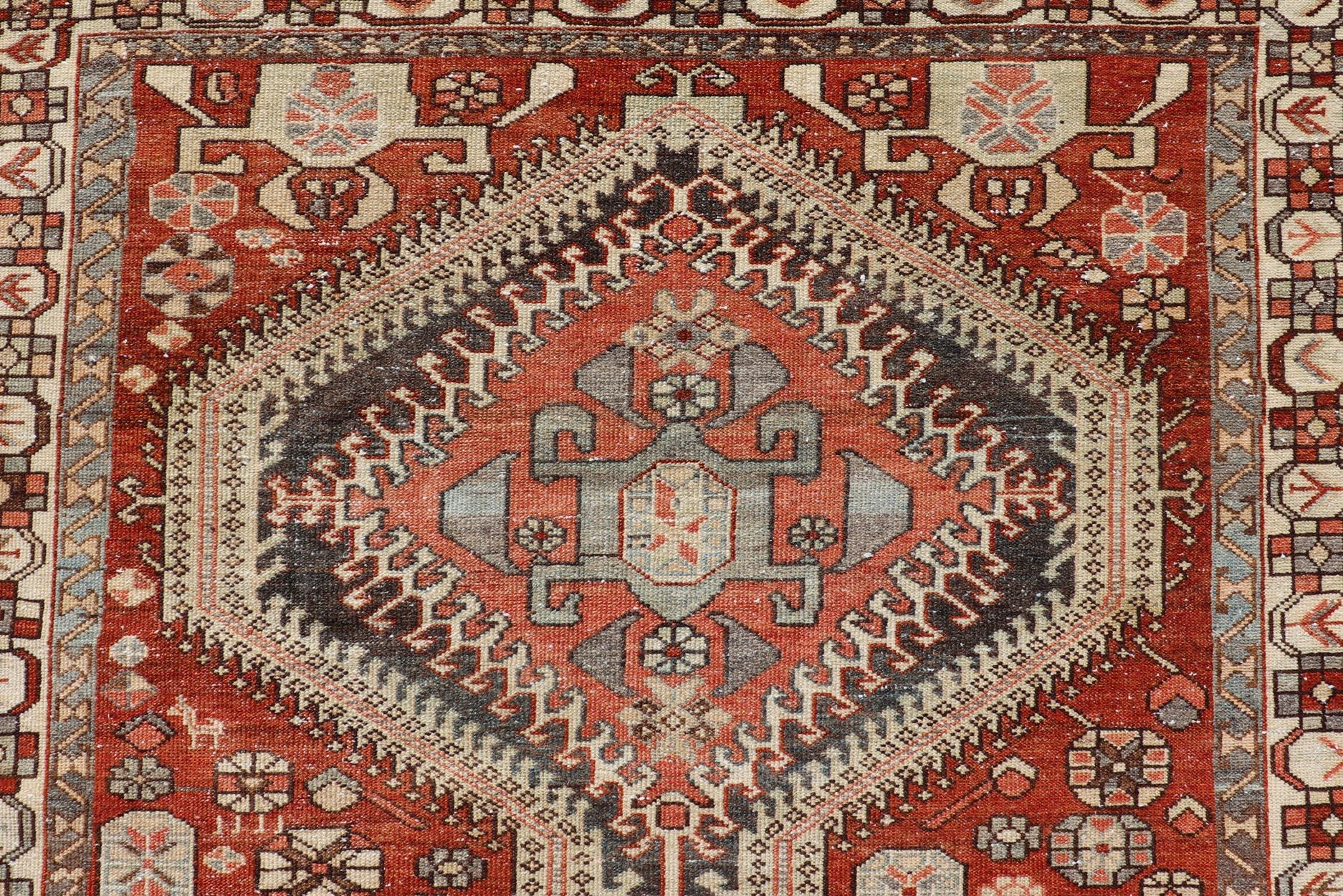 Antique Persian Tribal Bakhtiari Rug with Geometric Design For Sale 2