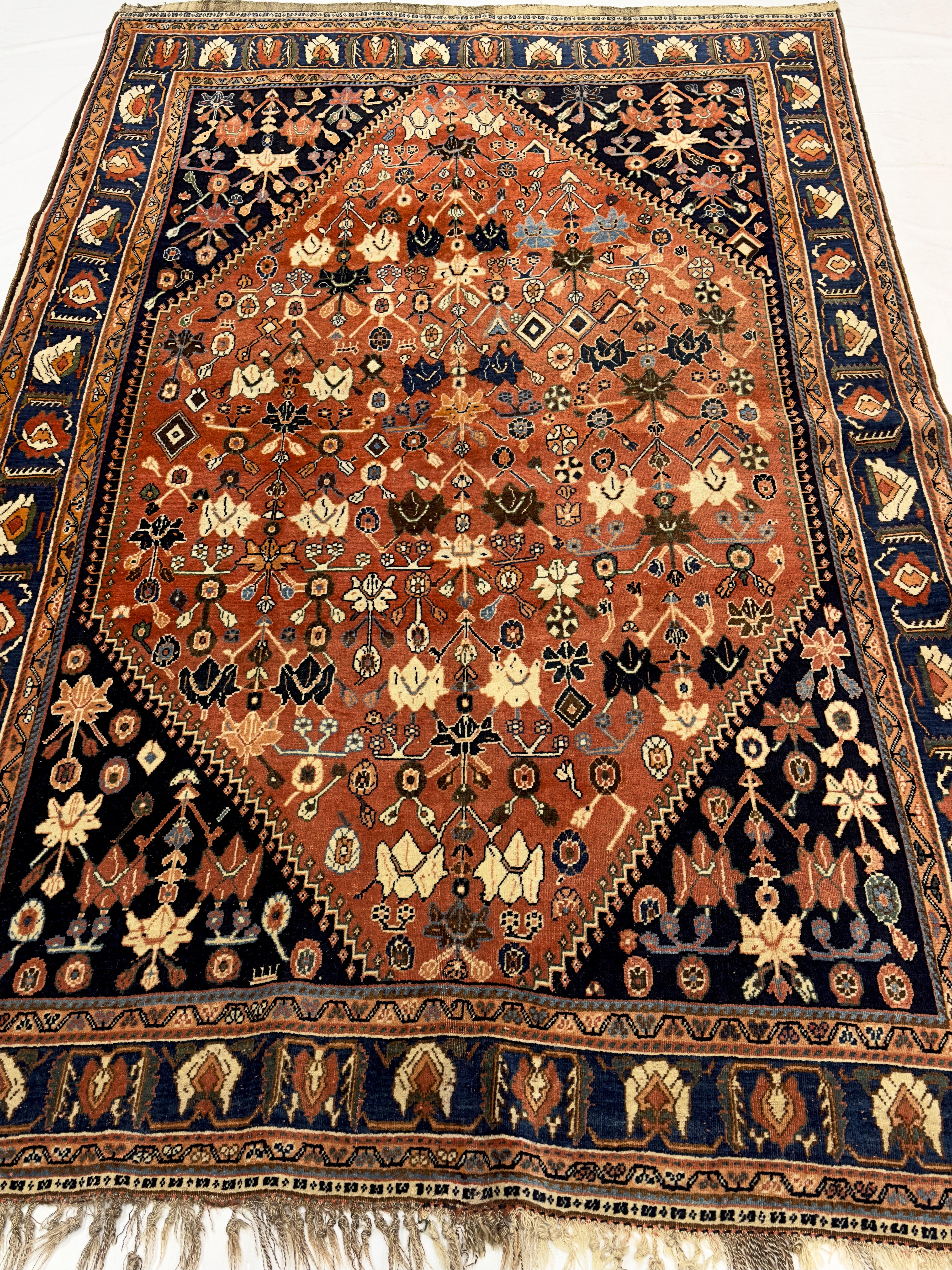 Antique Tapis persan tribal Khamseh 5'2