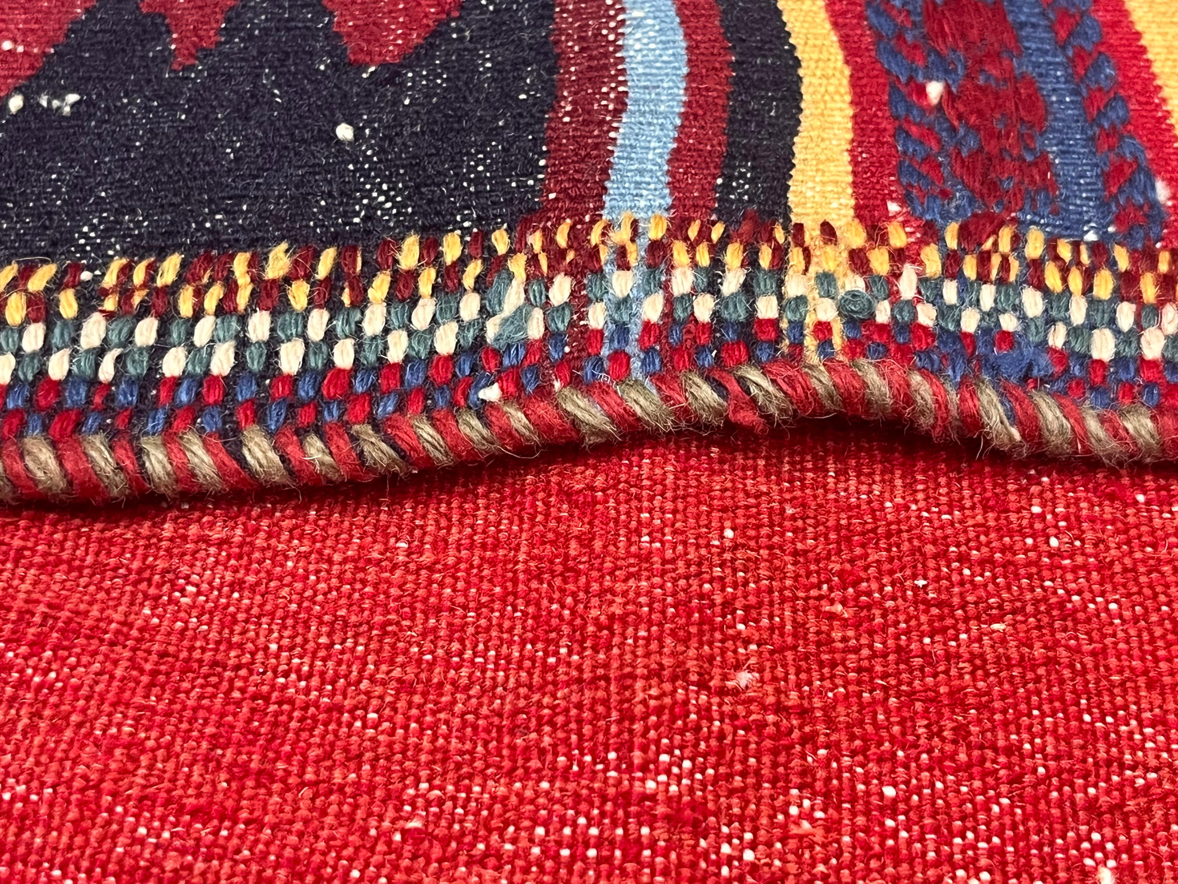 20ième siècle Antiquities Persian Tribal Kilim Rug 3'4