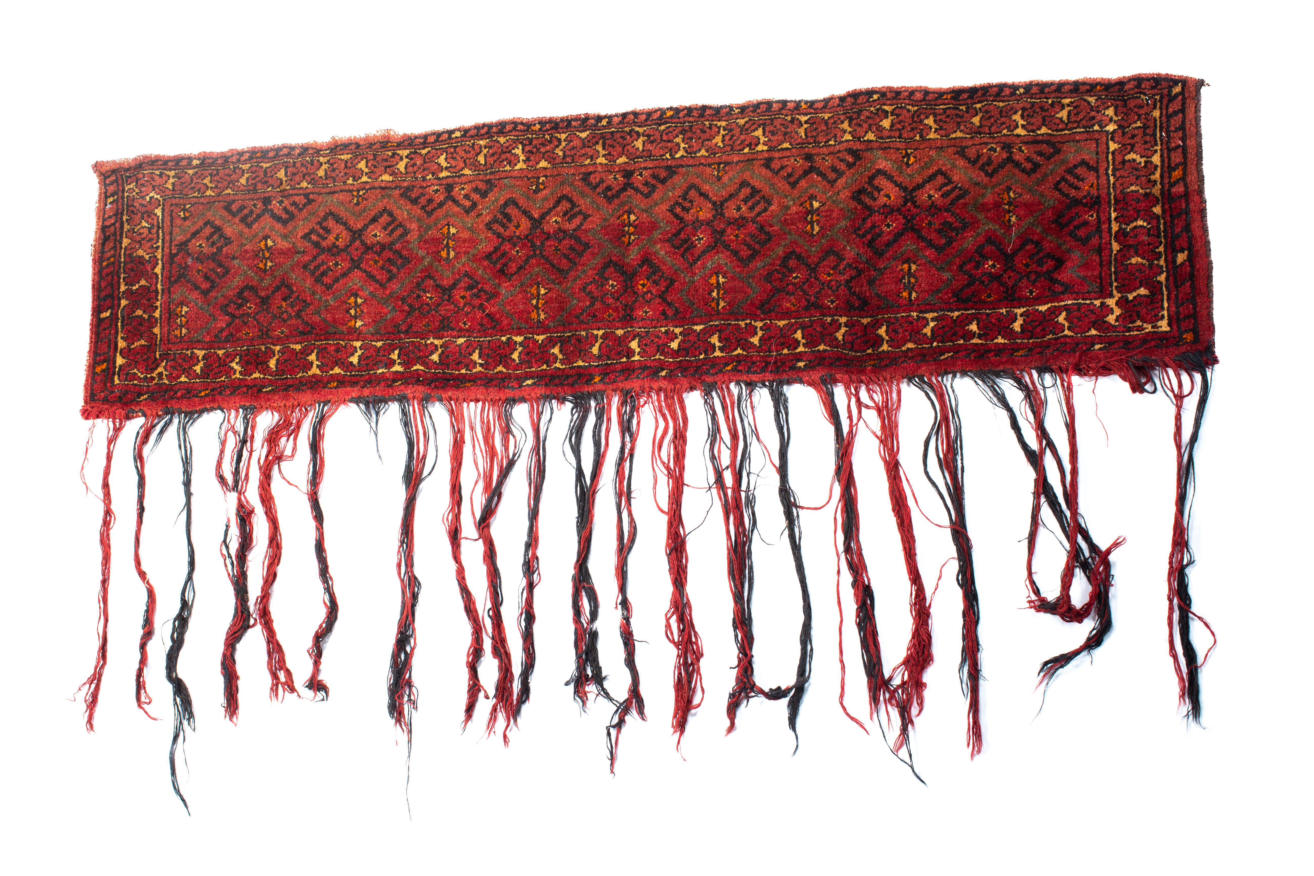 Antiker persischer Turkmenischer Bokhara-Teppich 1'2 x 4'9 (Persisch) im Angebot