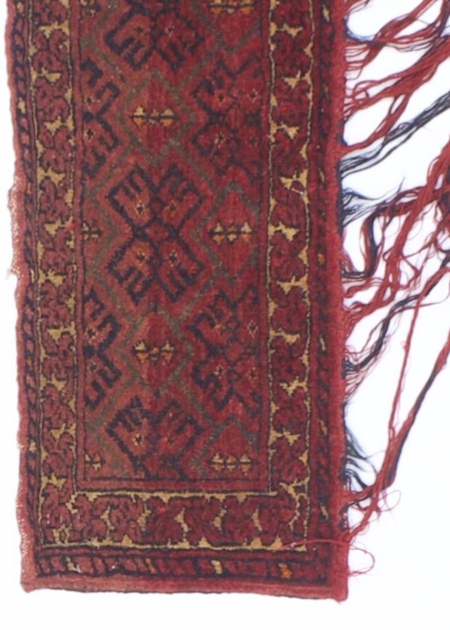Antiker persischer Turkmenischer Bokhara-Teppich 1'2 x 4'9 im Angebot 1