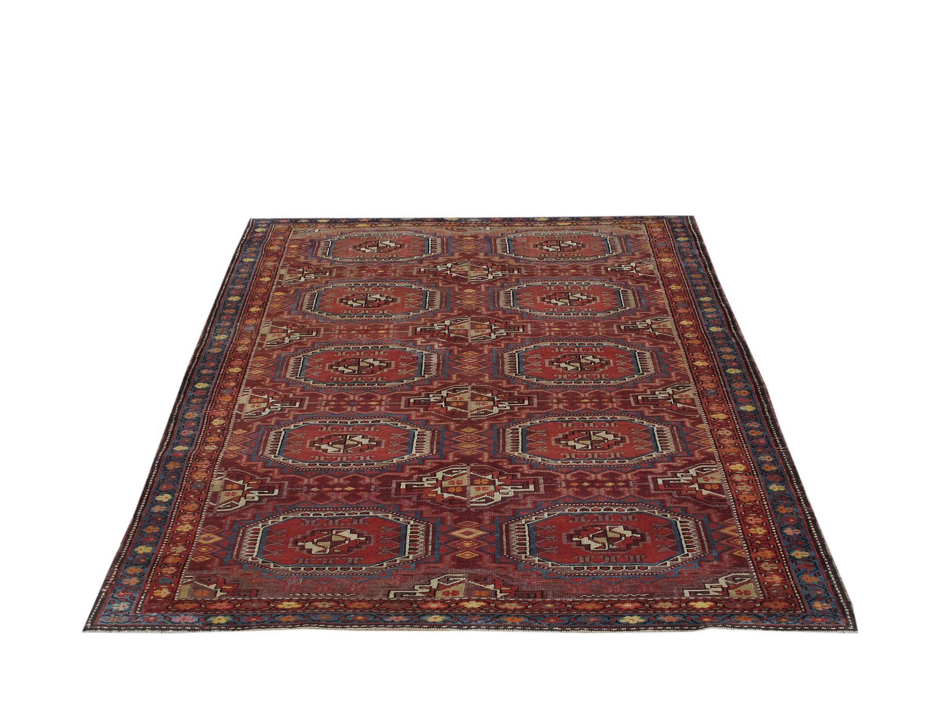 Antique Persian Turkmen Rug In Excellent Condition For Sale In New York, NY