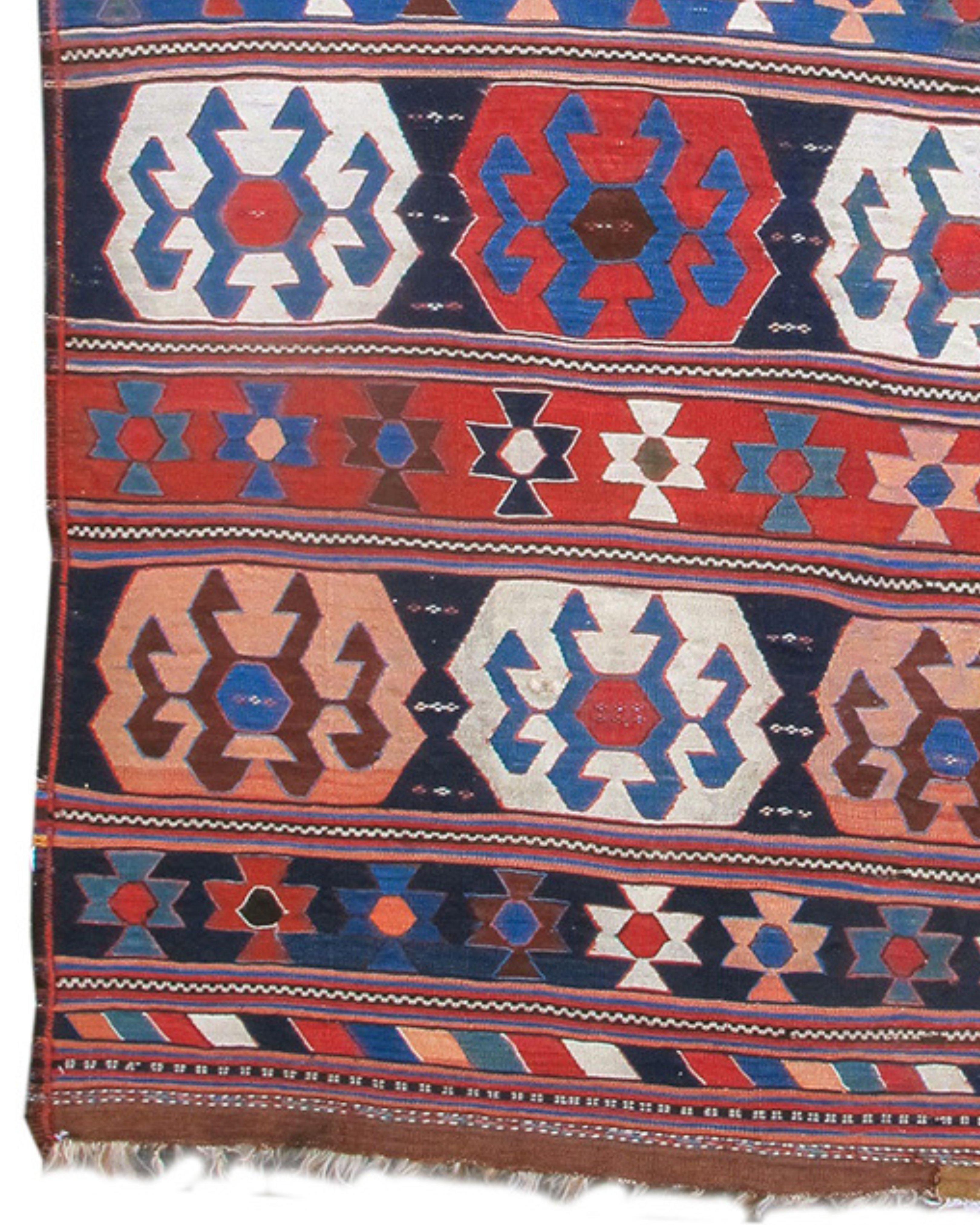 Noué à la main Ancien tapis persan Veramin Kilim, fin du 19e siècle en vente