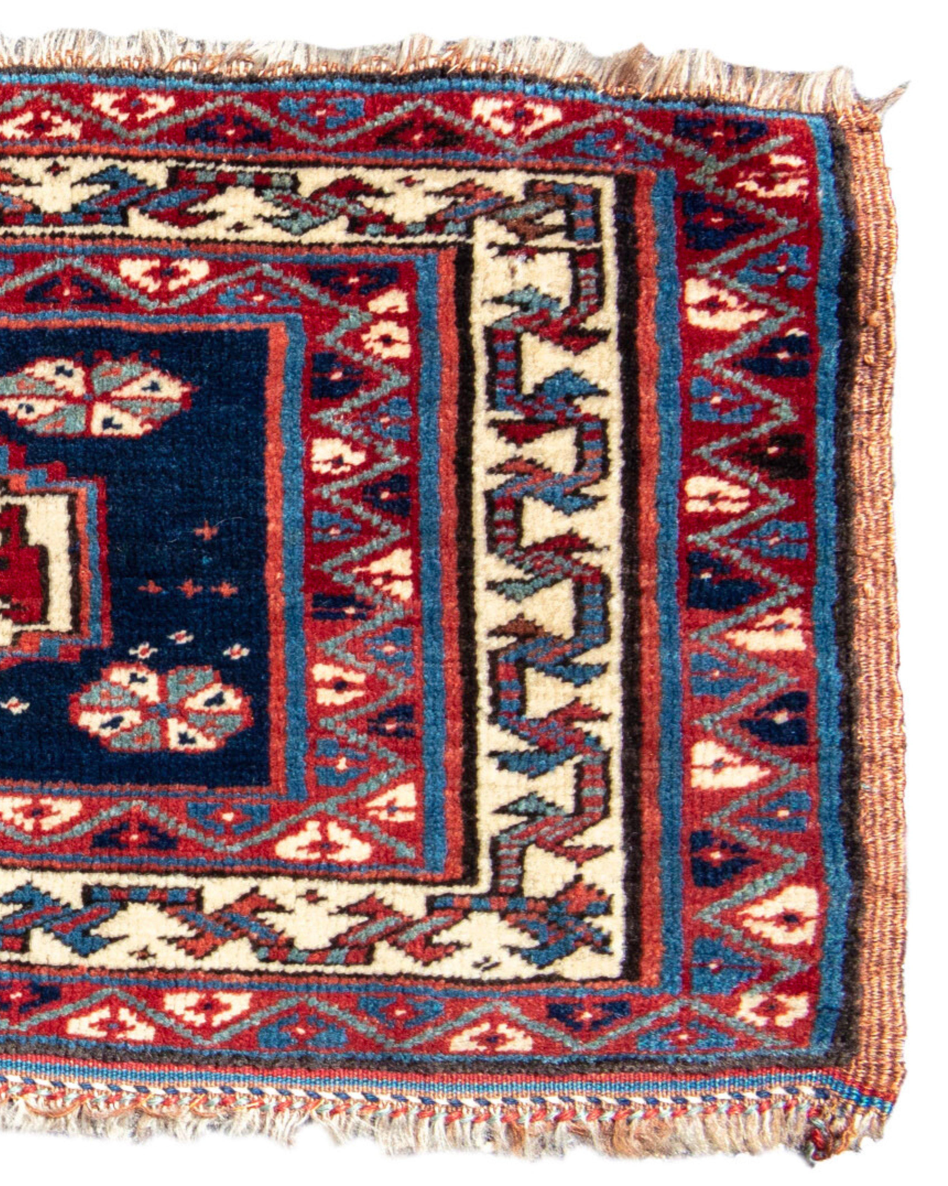 Noué à la main Ancien tapis persan Veramin Torba, 19e siècle en vente