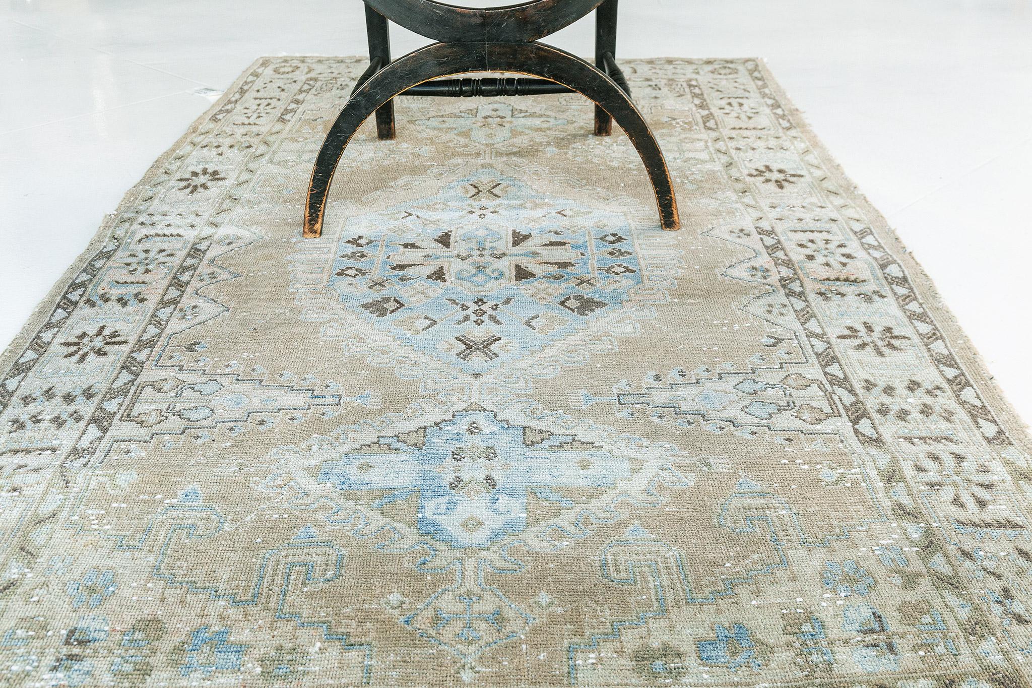 Hand-Knotted Antique Persian Weiss 27011 For Sale
