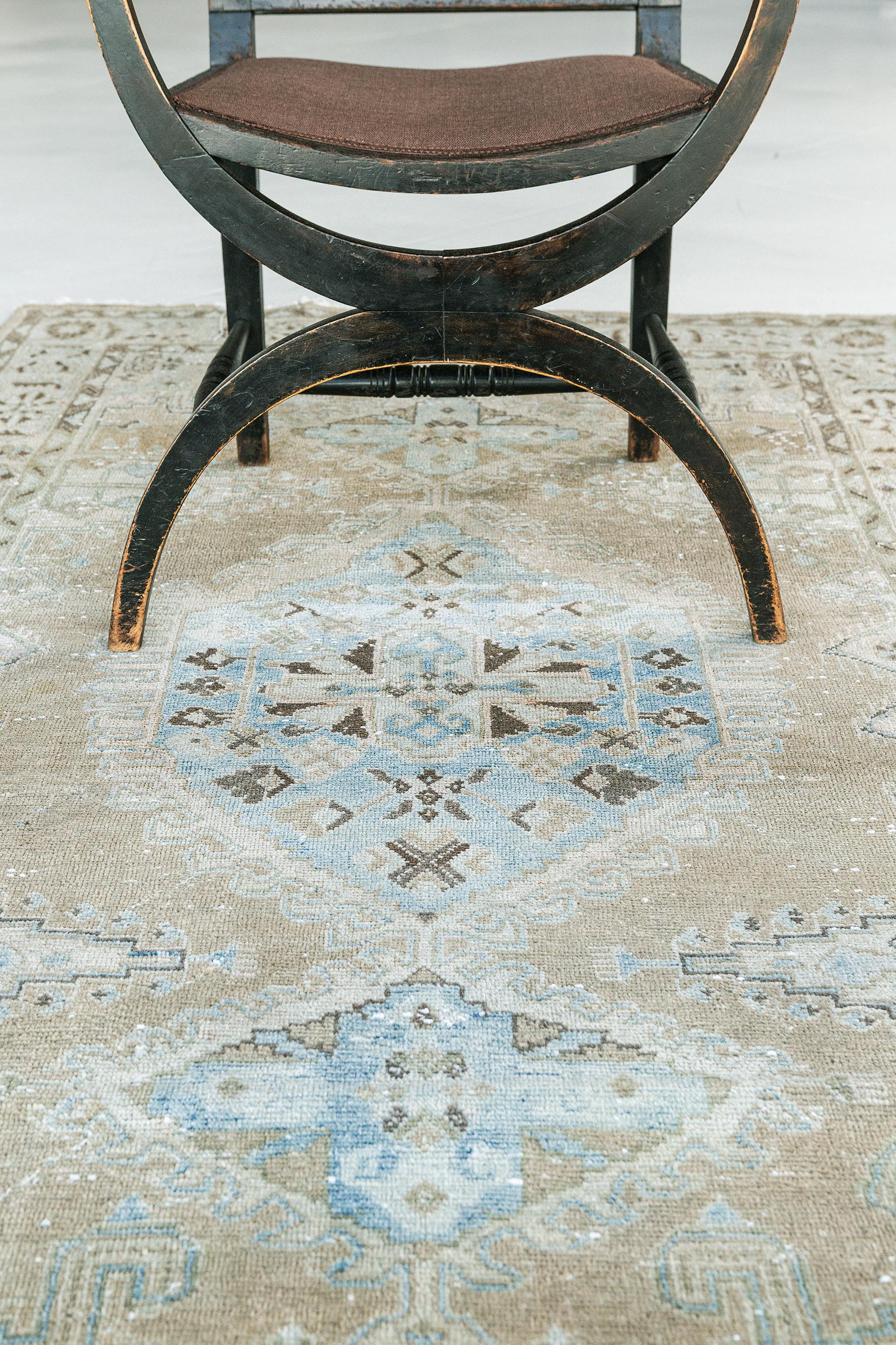 Antique Persian Weiss 27011 For Sale 1