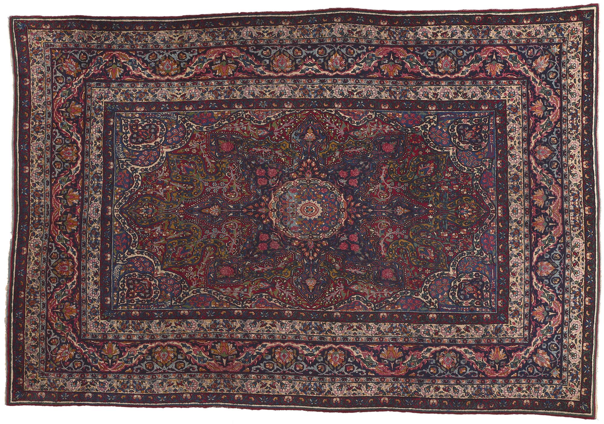 Antiker persischer Yazd-Teppich, traditionelle Sensibilität trifft auf nostalgischen Charme im Angebot 2