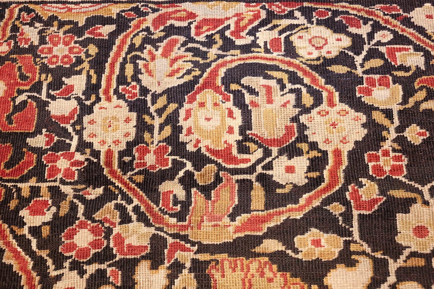 Antique Persian Sultanabad Rug. 13 ft 7 in x 16 ft 7 in In Good Condition For Sale In New York, NY