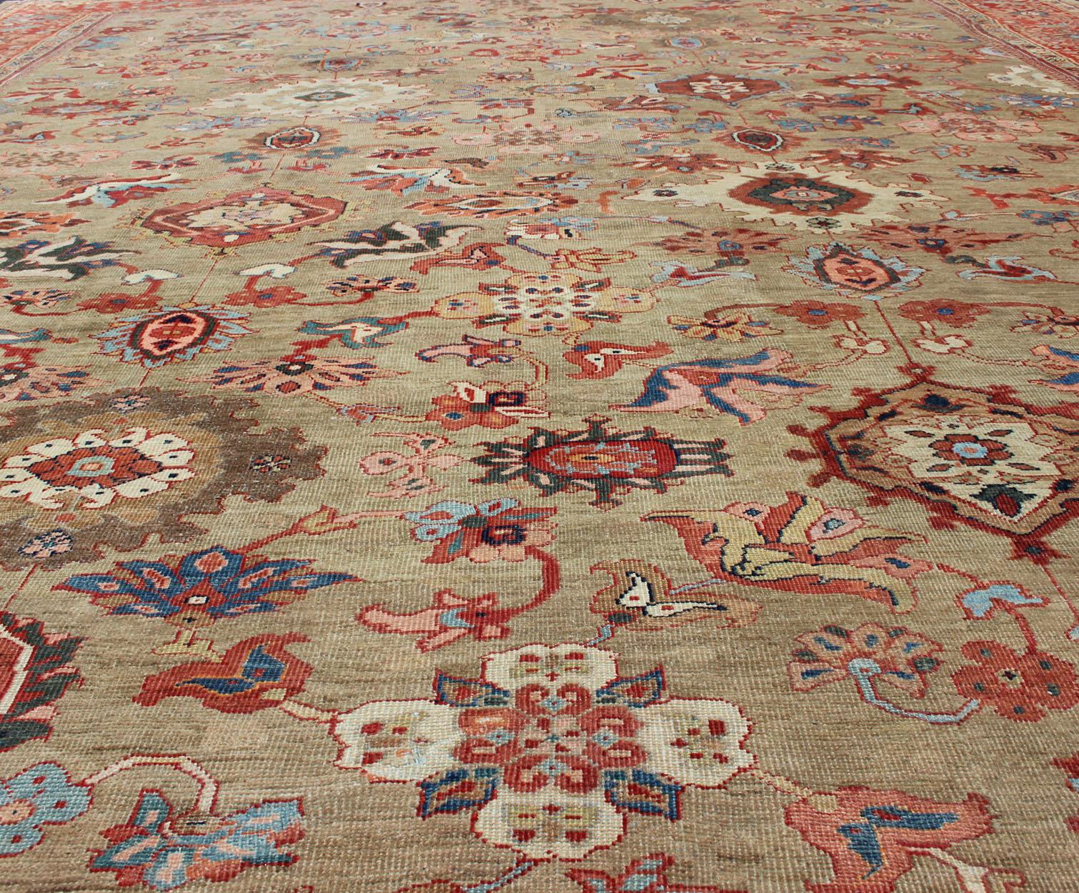 Grand tapis persan ancien Ziegler Sultanabad avec fond brun clair et bordure rouge en vente 8