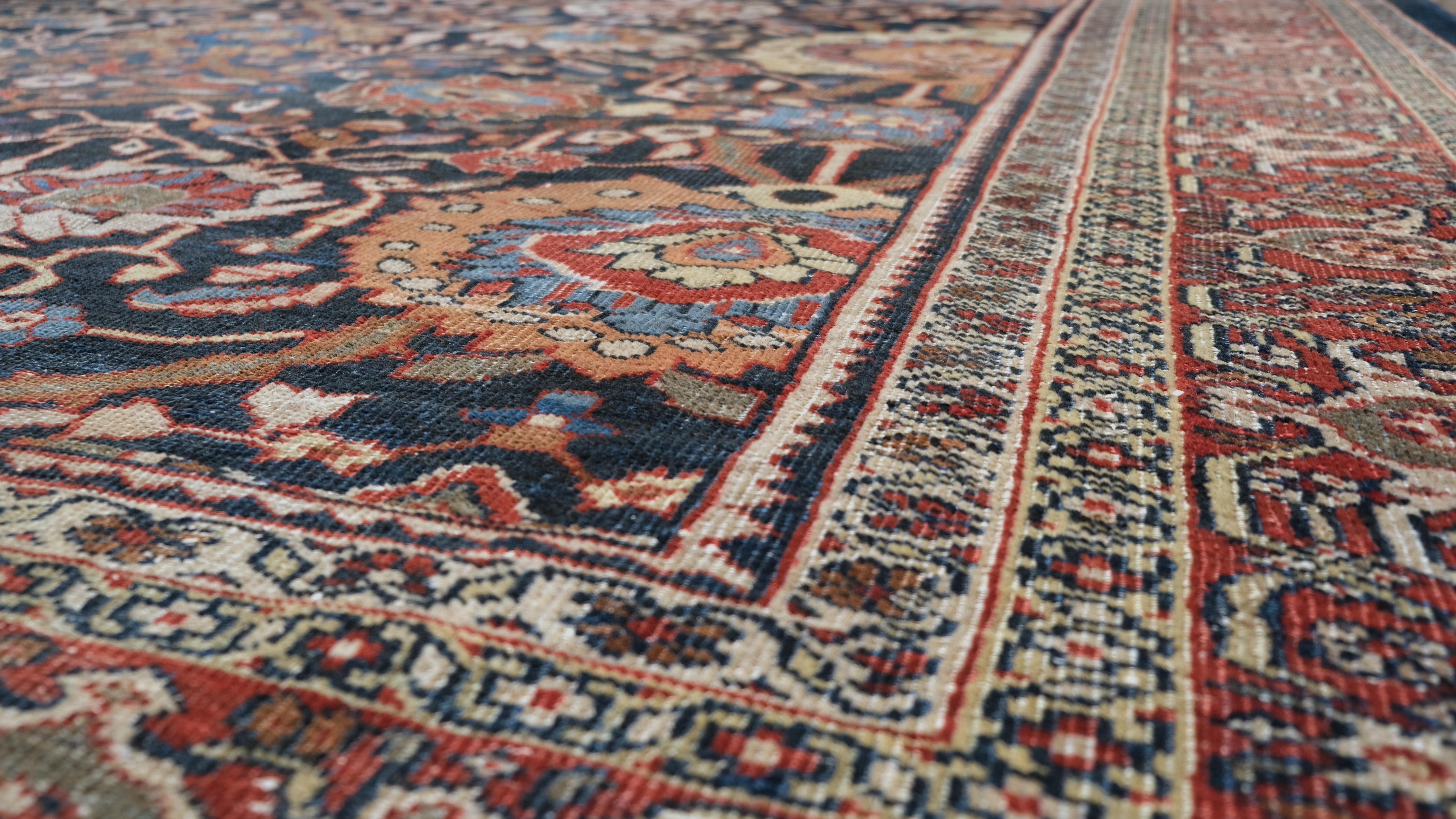Antiker persischer Zigler Mahal-Wollteppich 11'x17' (Heriz Serapi) im Angebot