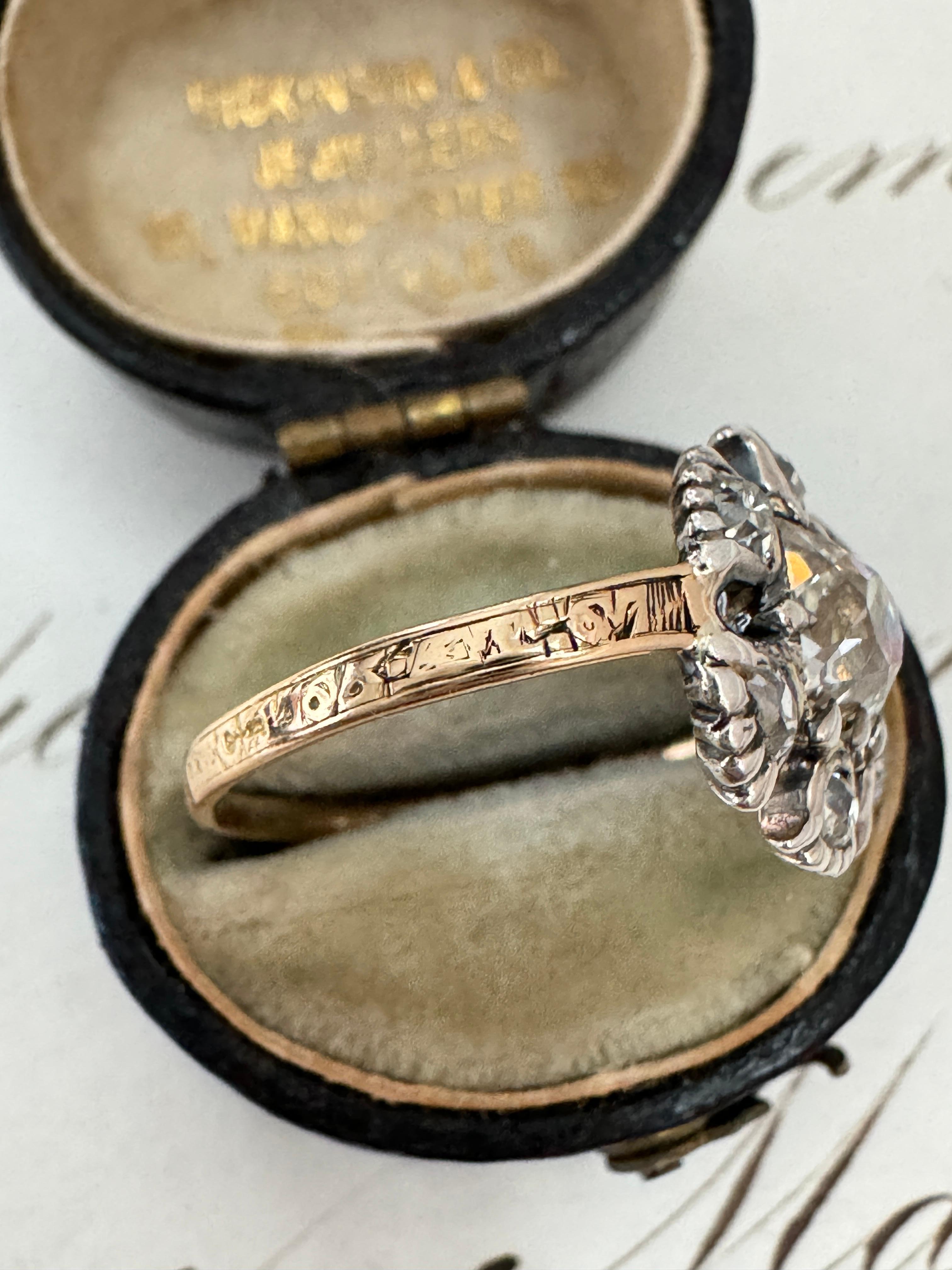 Antiker Peruzzi-Diamant-Cluster-Ring mit Diamanten - Conversion aus dem 19. Jahrhundert (Antiker Kissenschliff)