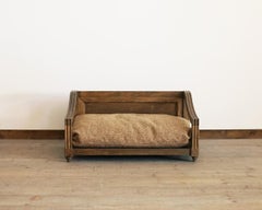 Antikes Haustierbett „Wave“