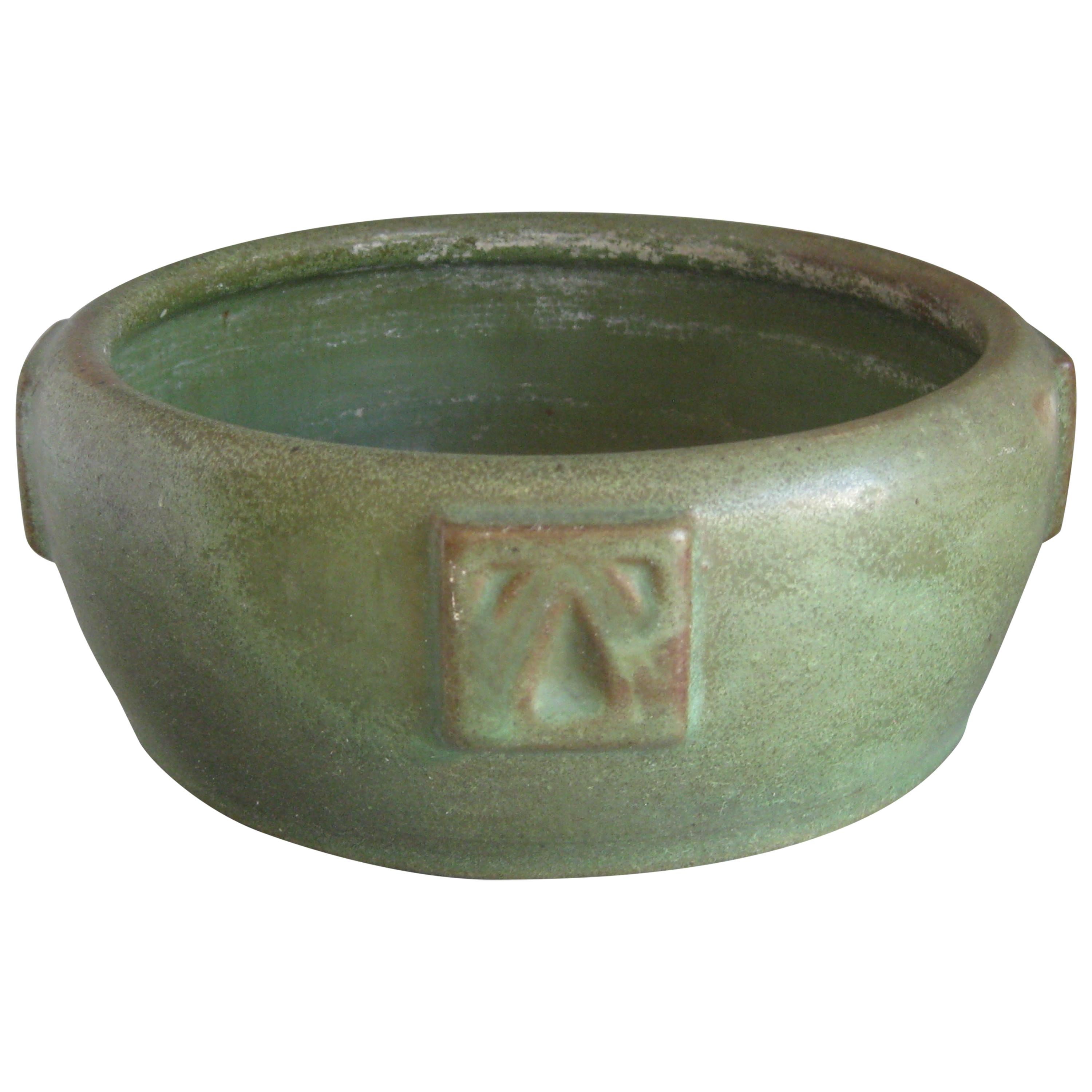 Antique Peters & Reed Zanesville Arts & Crafts Matte Green Art Pottery Bowl Vase For Sale