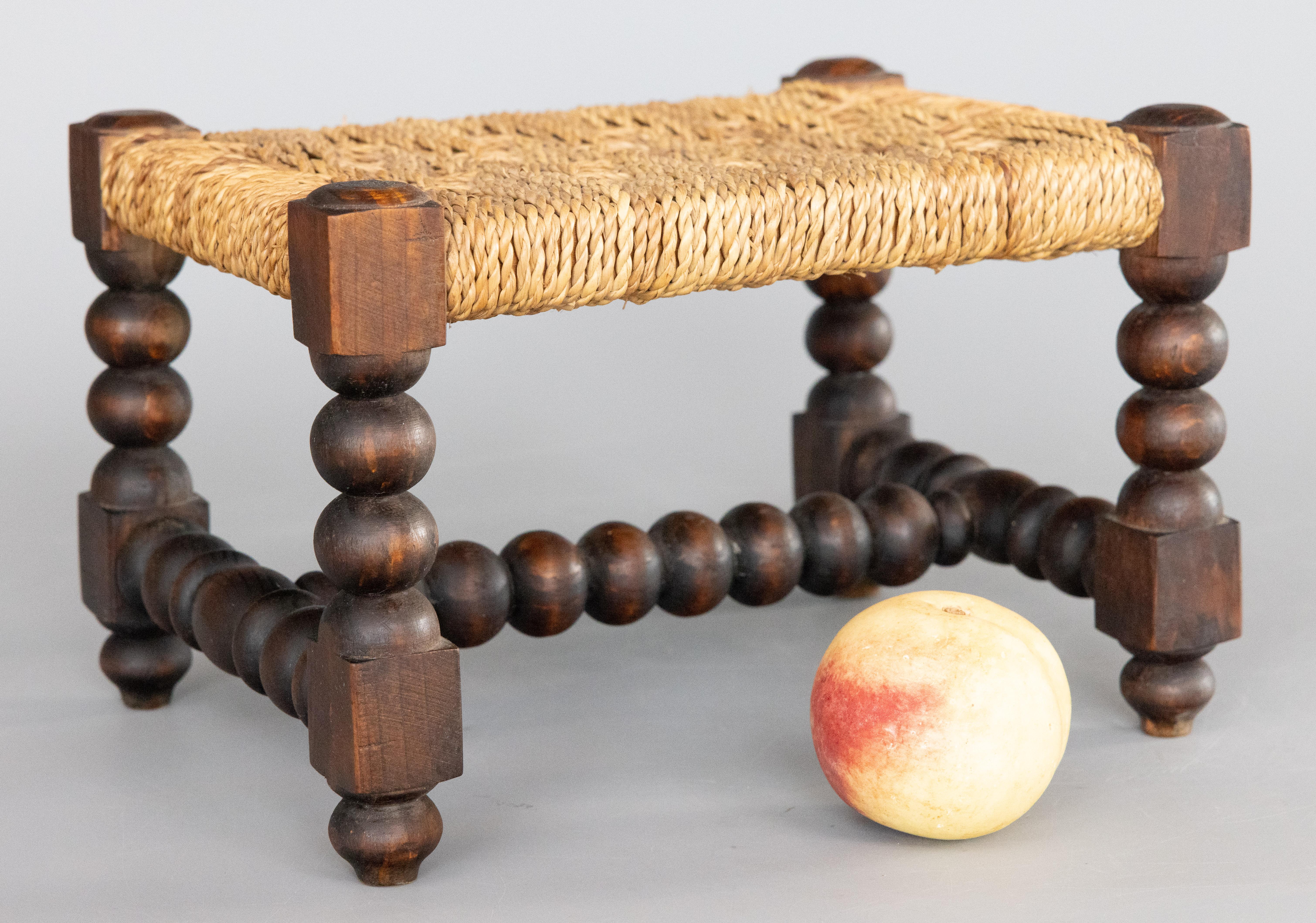 Antique Petite English Oak Woven Cord Rope Footstool Riser or Stand circa 1920 For Sale 3