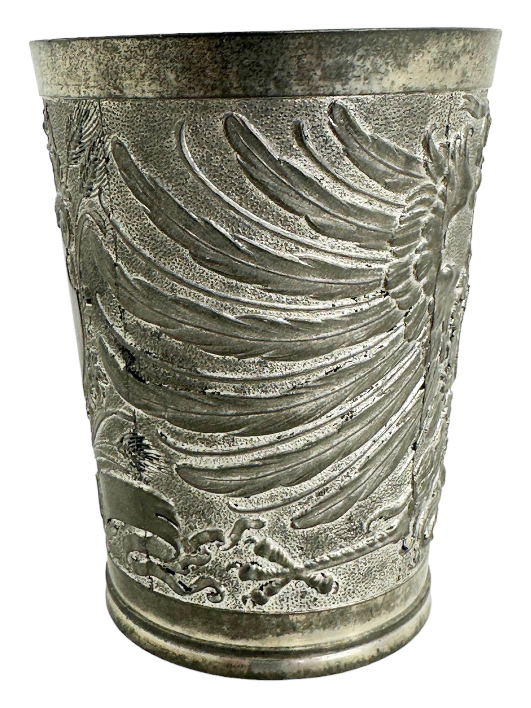 Antigua Taza de Peltre para Cerveza o Vino Águila Imperial Prusia Alemana siglo XX en venta
