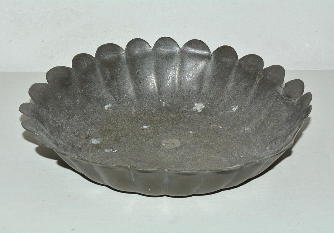 Hand-Crafted Antique Pewter Bowl with Scallop Edge For Sale