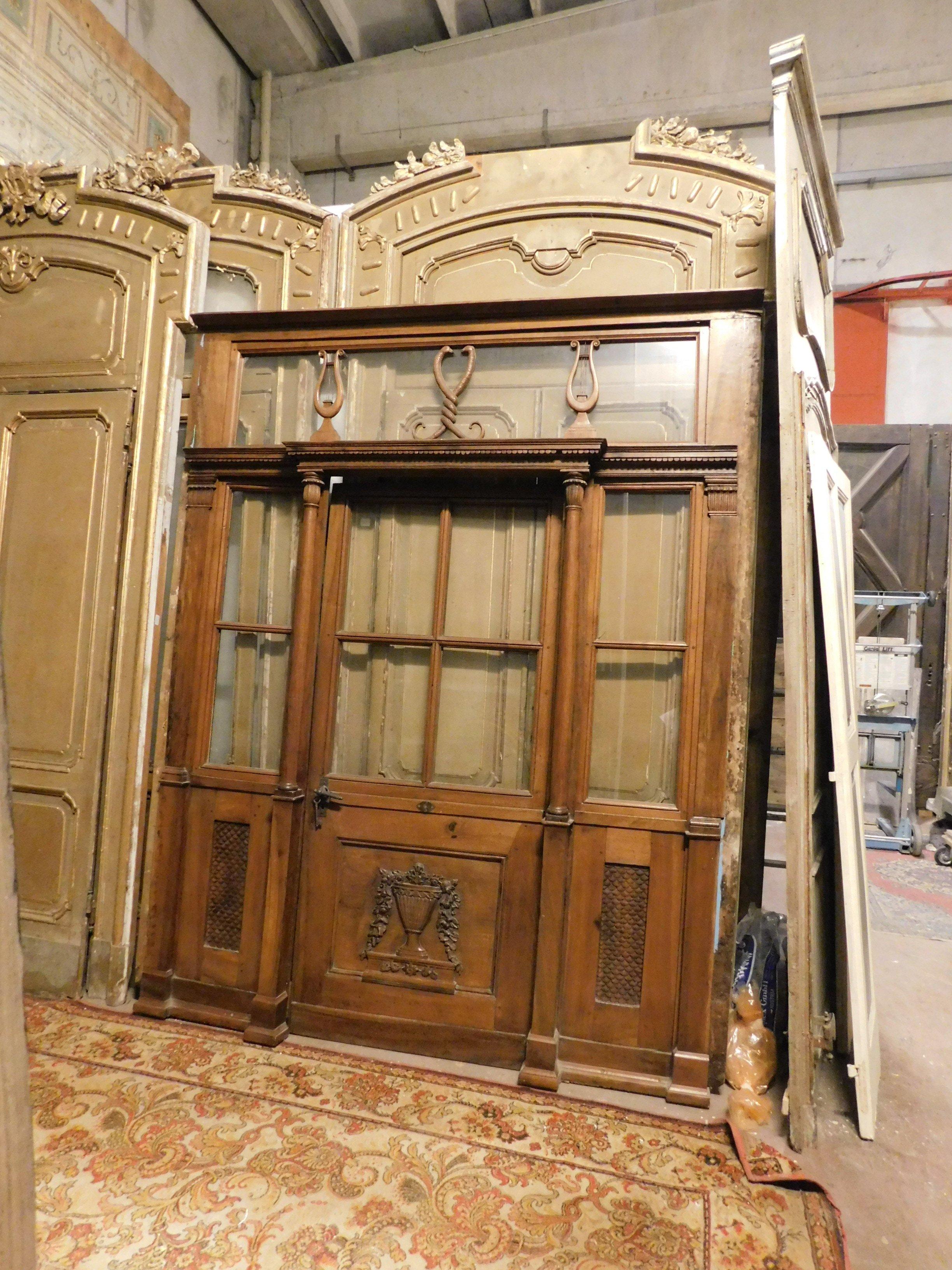 Antique Pharmacy Entrance Glass Door in Carved Walnut, 19th Century, Italy In Good Condition In Cuneo, Italy (CN)